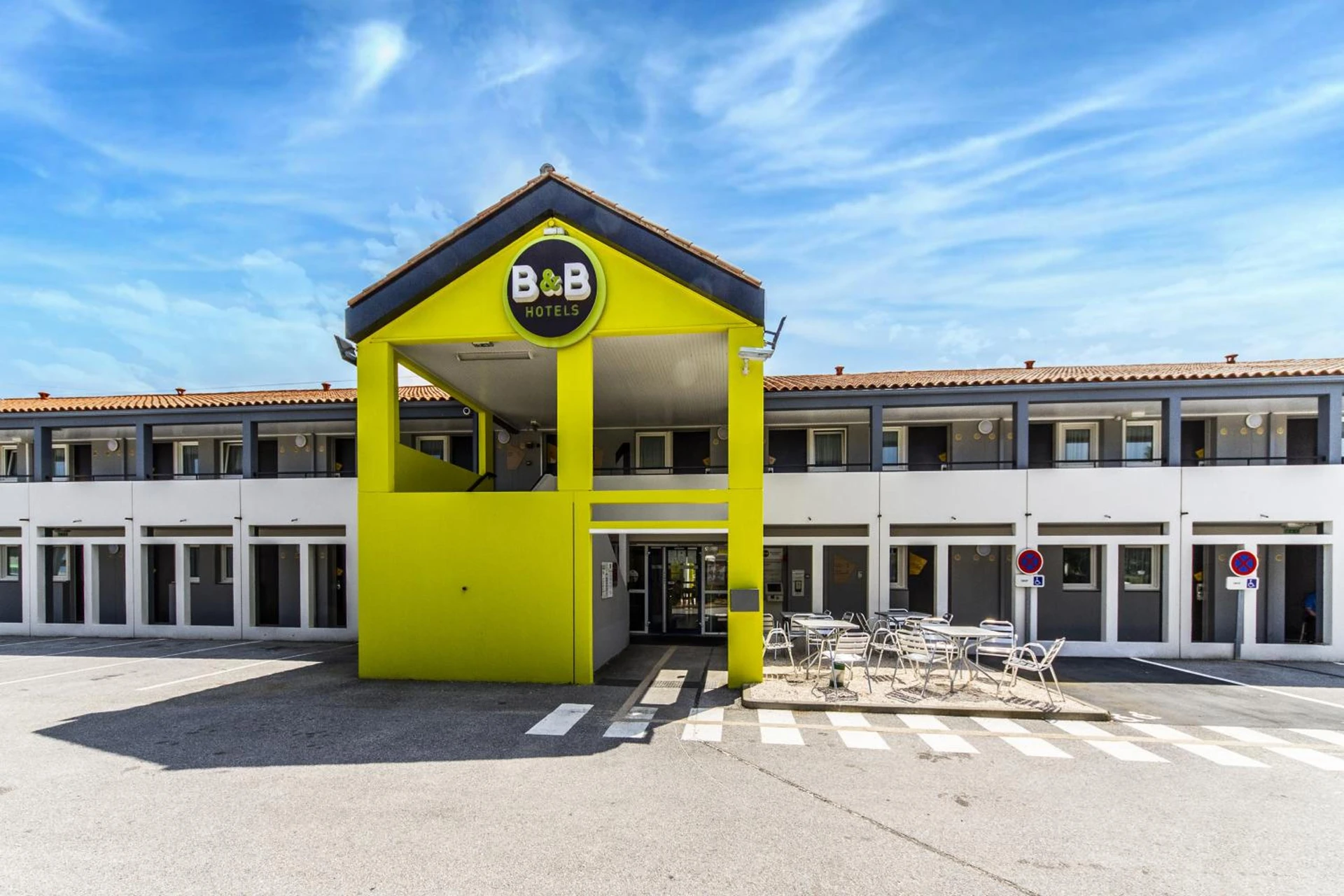 Chambre à B&B HOTEL Perpignan Sud Porte d'Espagne - Organiser un séminaire d'entreprise à Perpignan