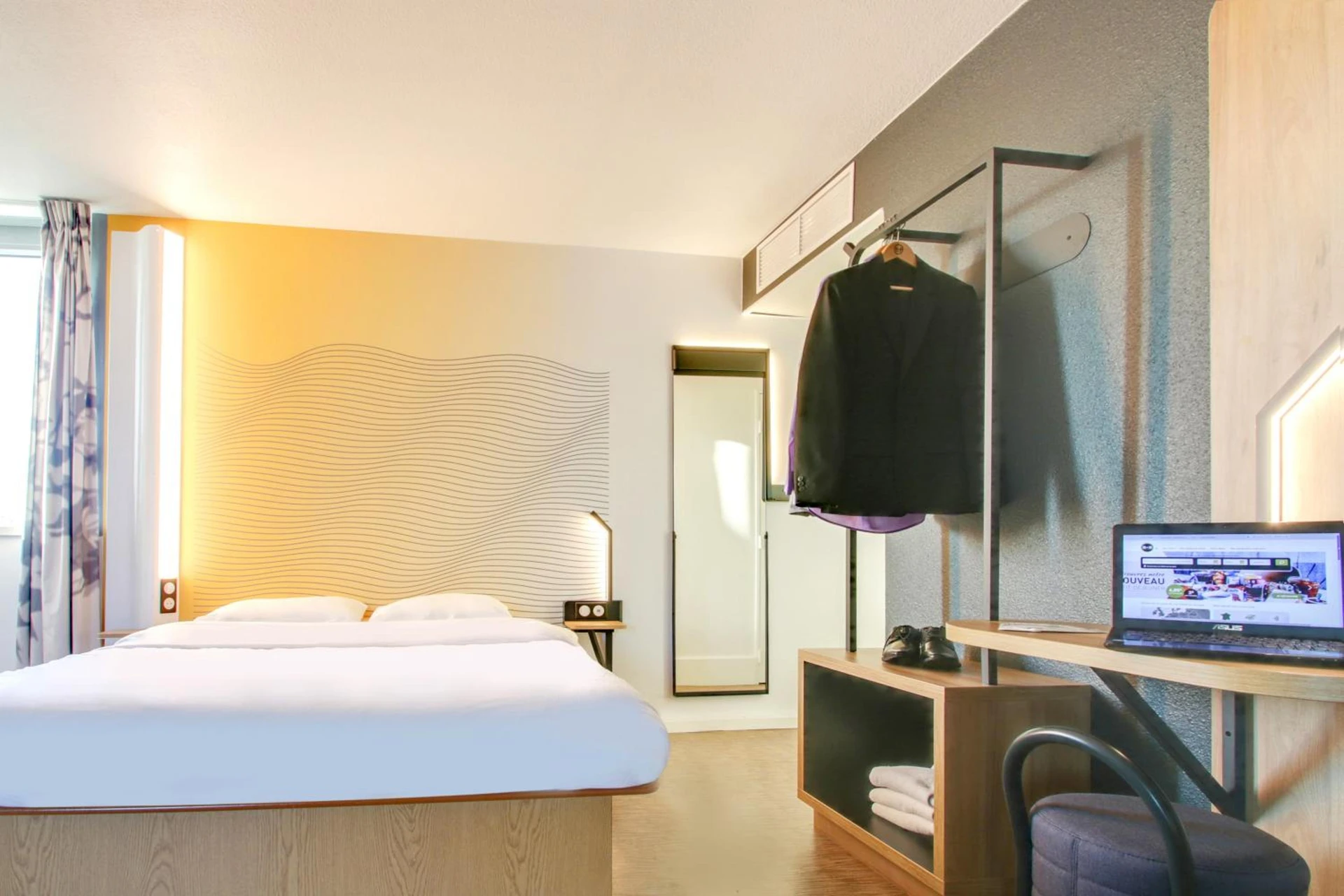 Magnifique chambre pour un séminaire d'entreprise à B&B HOTEL Reims Bezannes - Reims