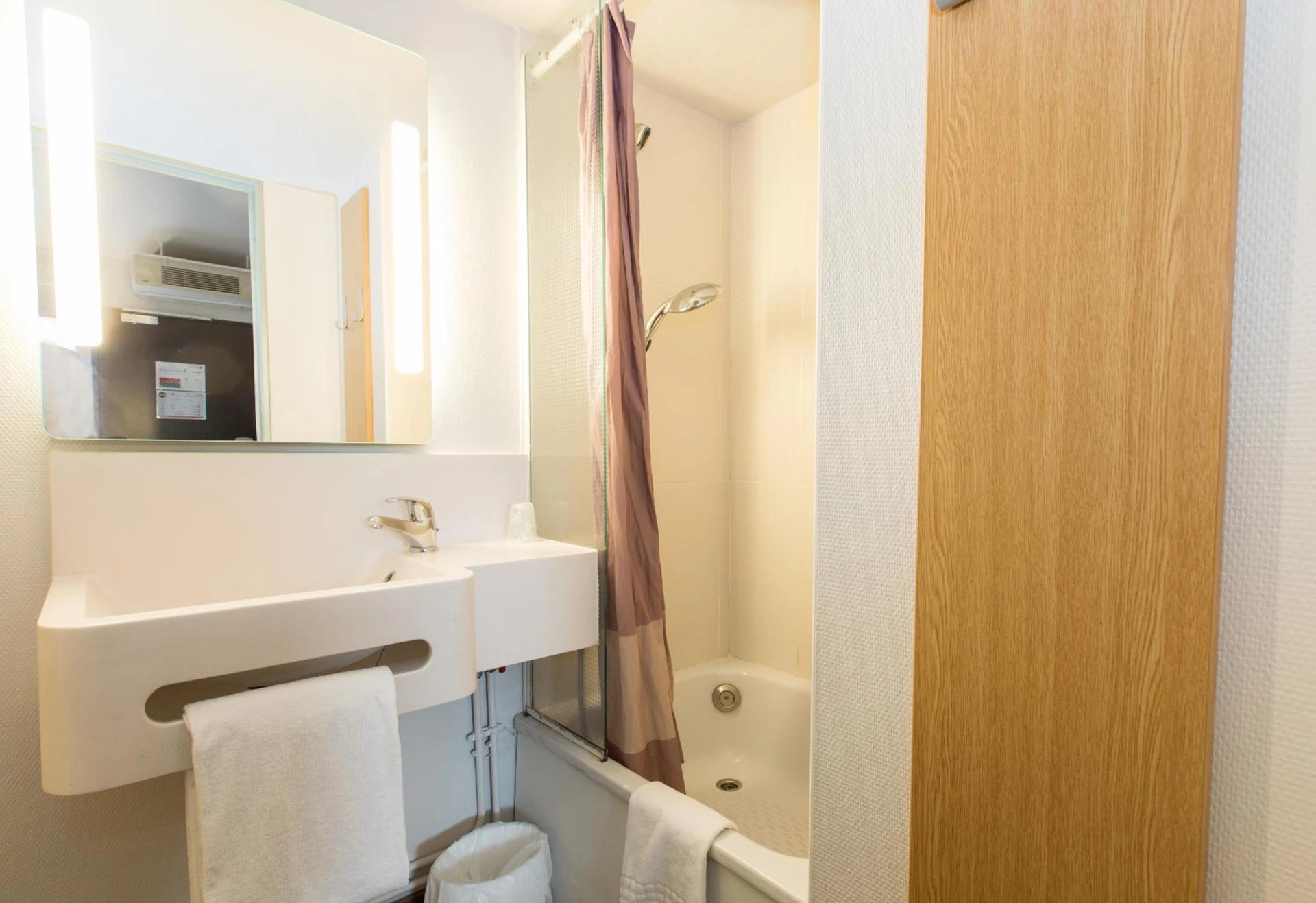 Lieu convivial pour un séminaire d'entreprise à B&B HOTEL Rennes Nord St Grégoire - Saint-Grégoire - En savoir plus 
