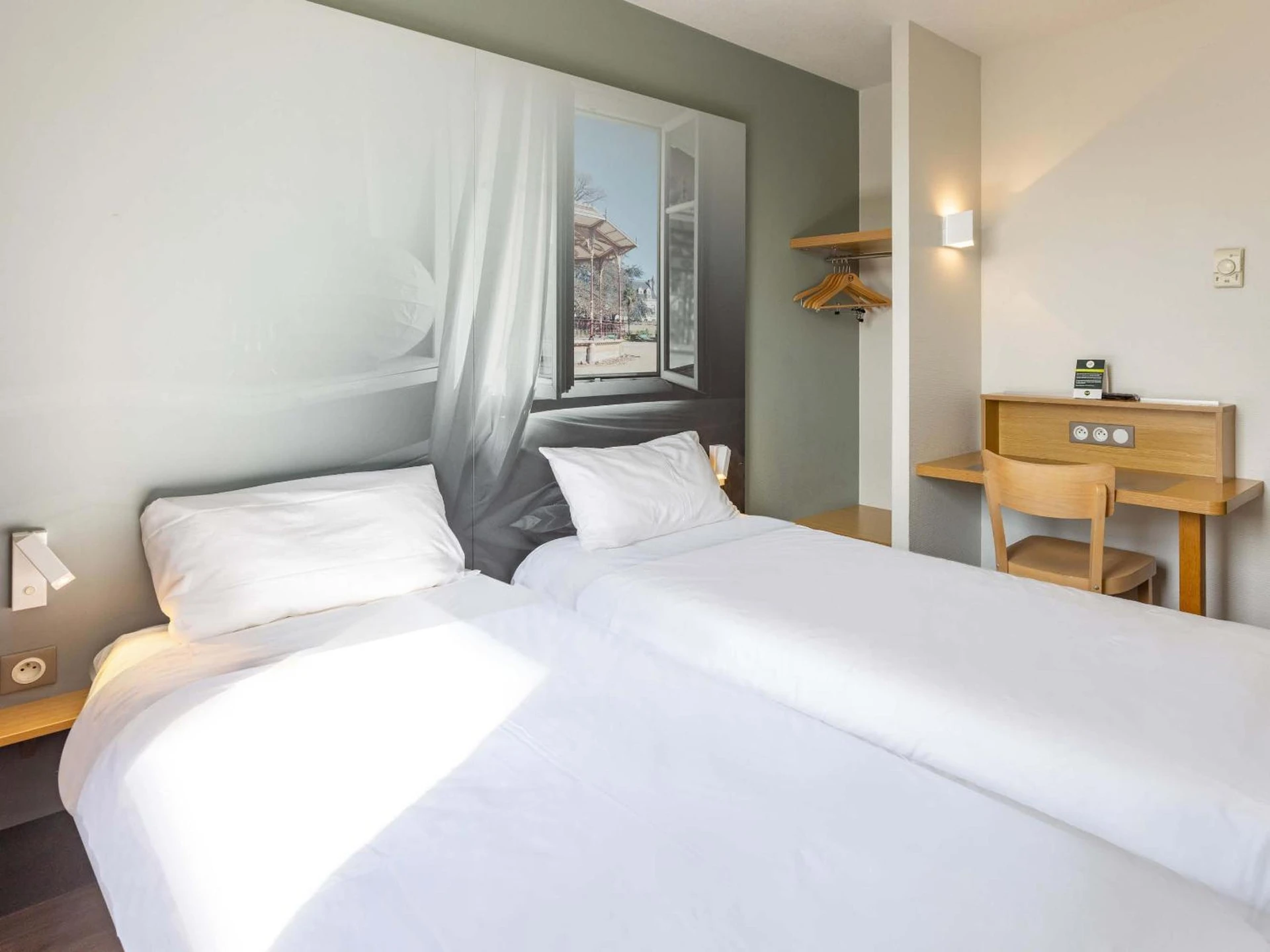 Chambre à B&B HOTEL Rennes Ouest Villejean - Organiser un séminaire d'entreprise à Rennes