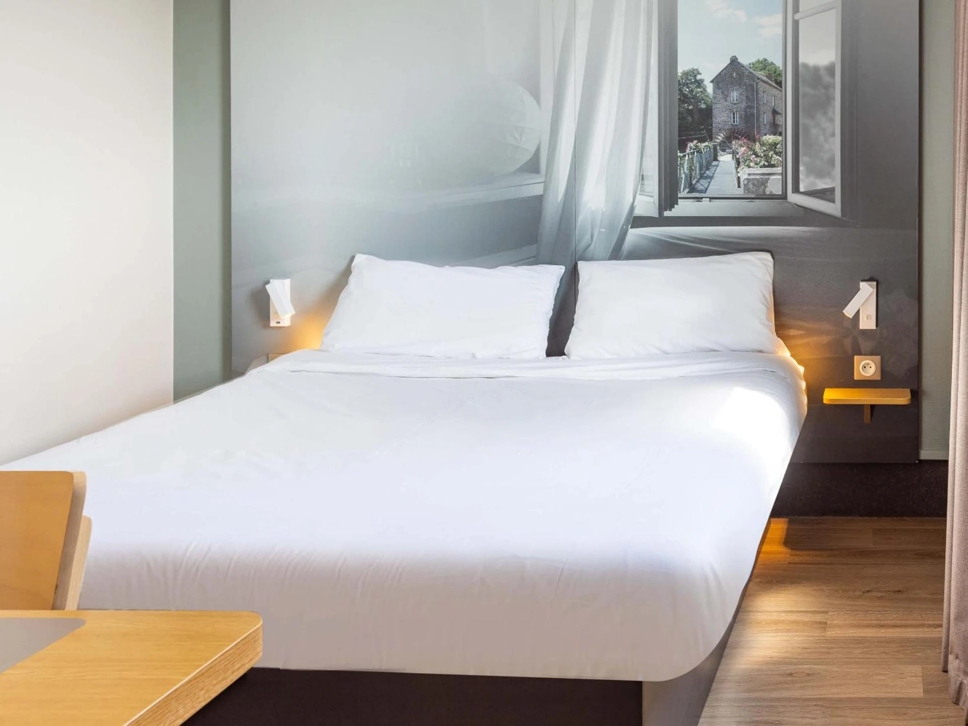 Chambre disponible pour un séminaire d'entreprise à B&B HOTEL Rennes Ouest Villejean - Rennes