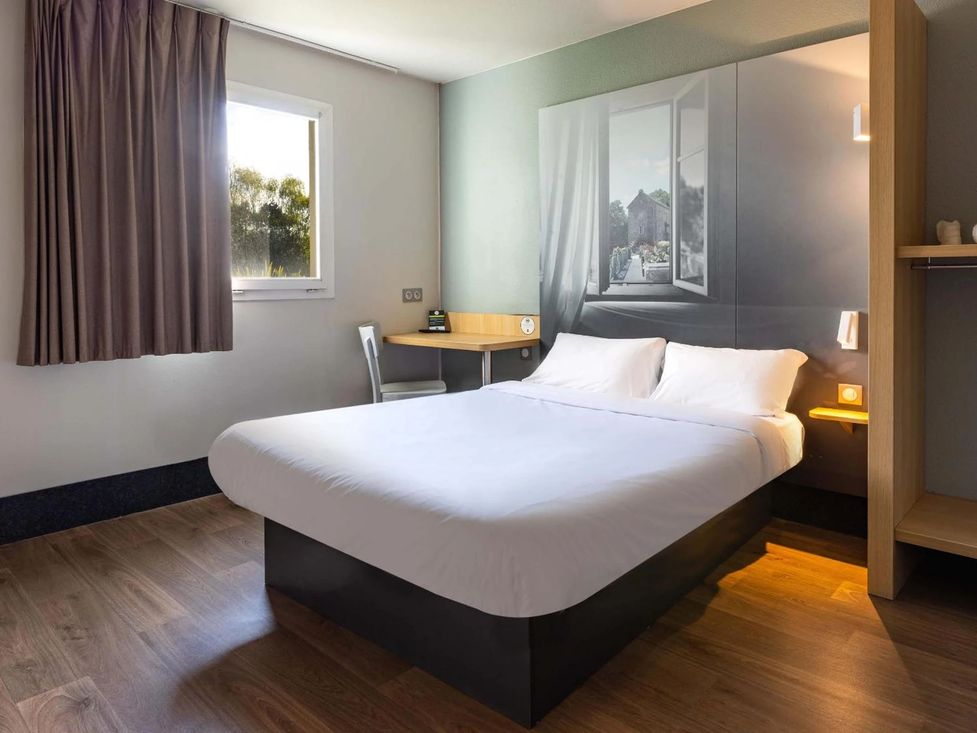 Chambre disponible pour un séminaire d'entreprise à B&B HOTEL Rennes Sud Chantepie - Rennes