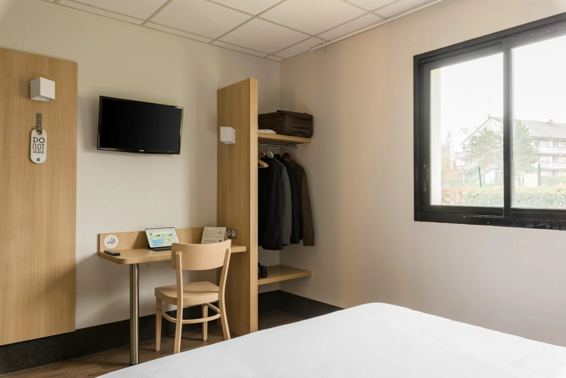 Chambre disponible pour un séminaire d'entreprise à B&B HOTEL Rouen Saint-Étienne-du-Rouvray - Saint-Étienne-du-Rouvray