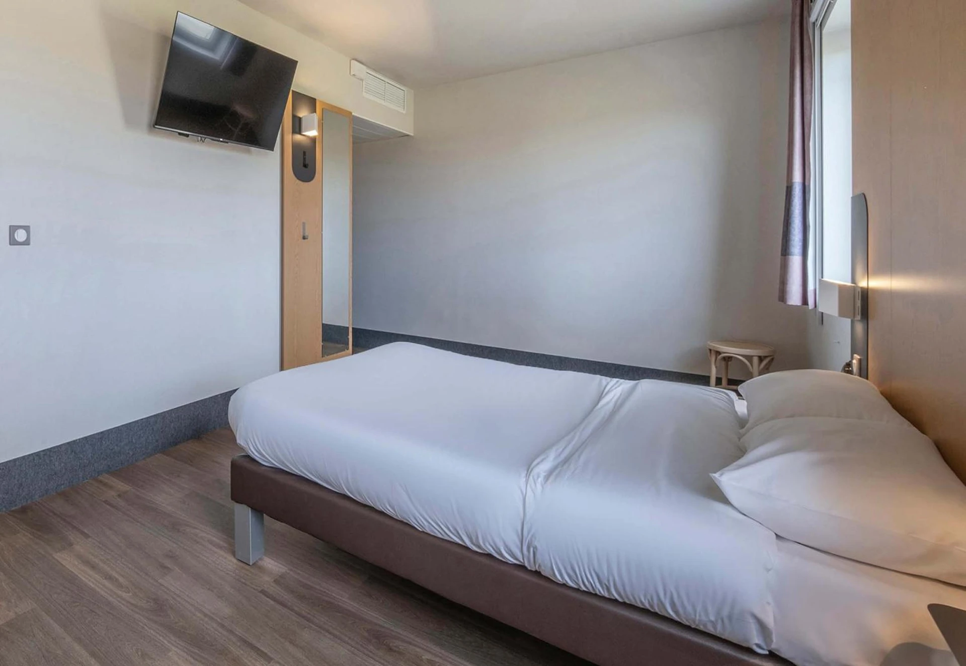 Chambre disponible pour un séminaire d'entreprise à B&B HOTEL Royan La Palmyre - Vaux-sur-Mer