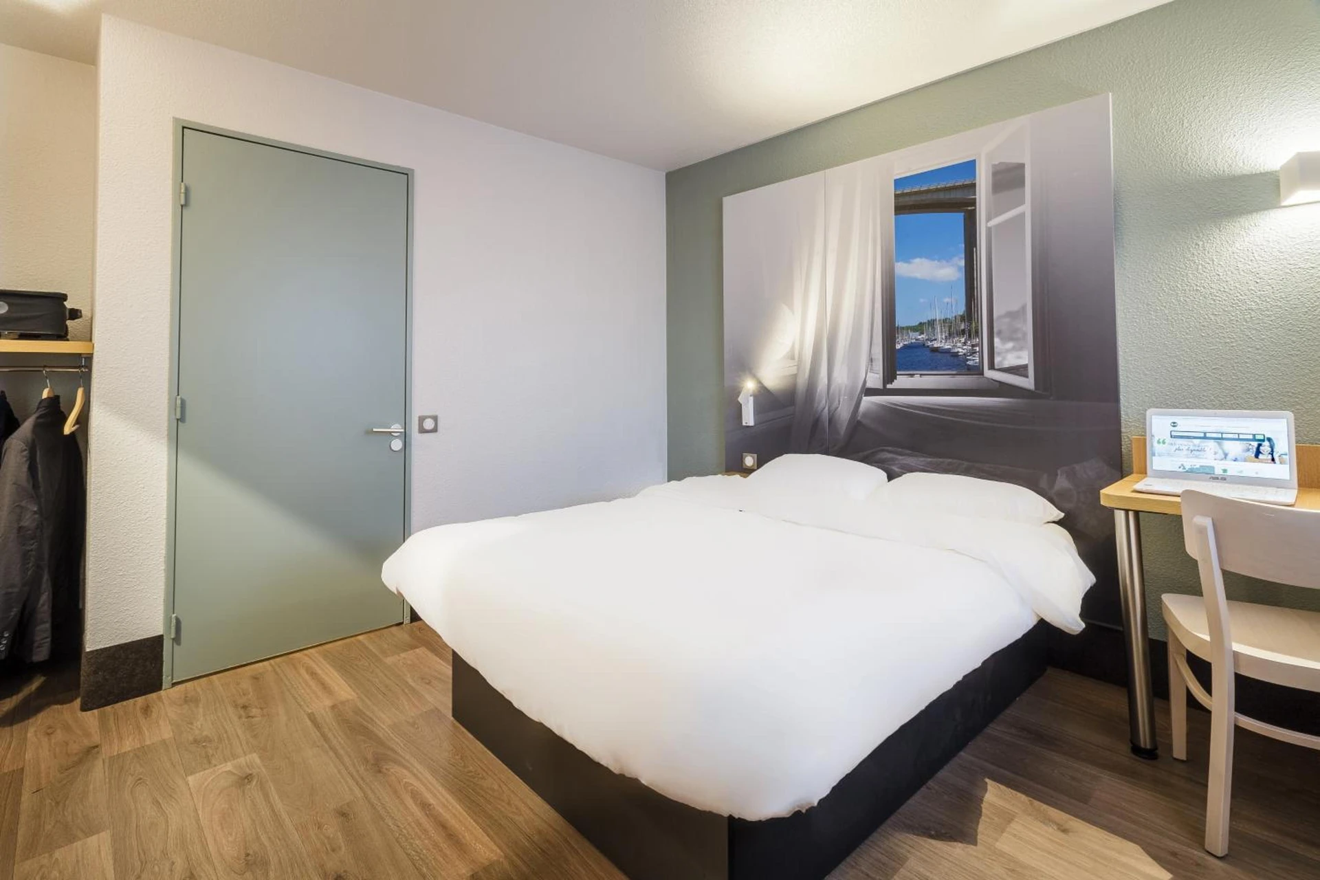 Chambre disponible pour un séminaire d'entreprise à B&B HOTEL Saint-Brieuc - Trégueux