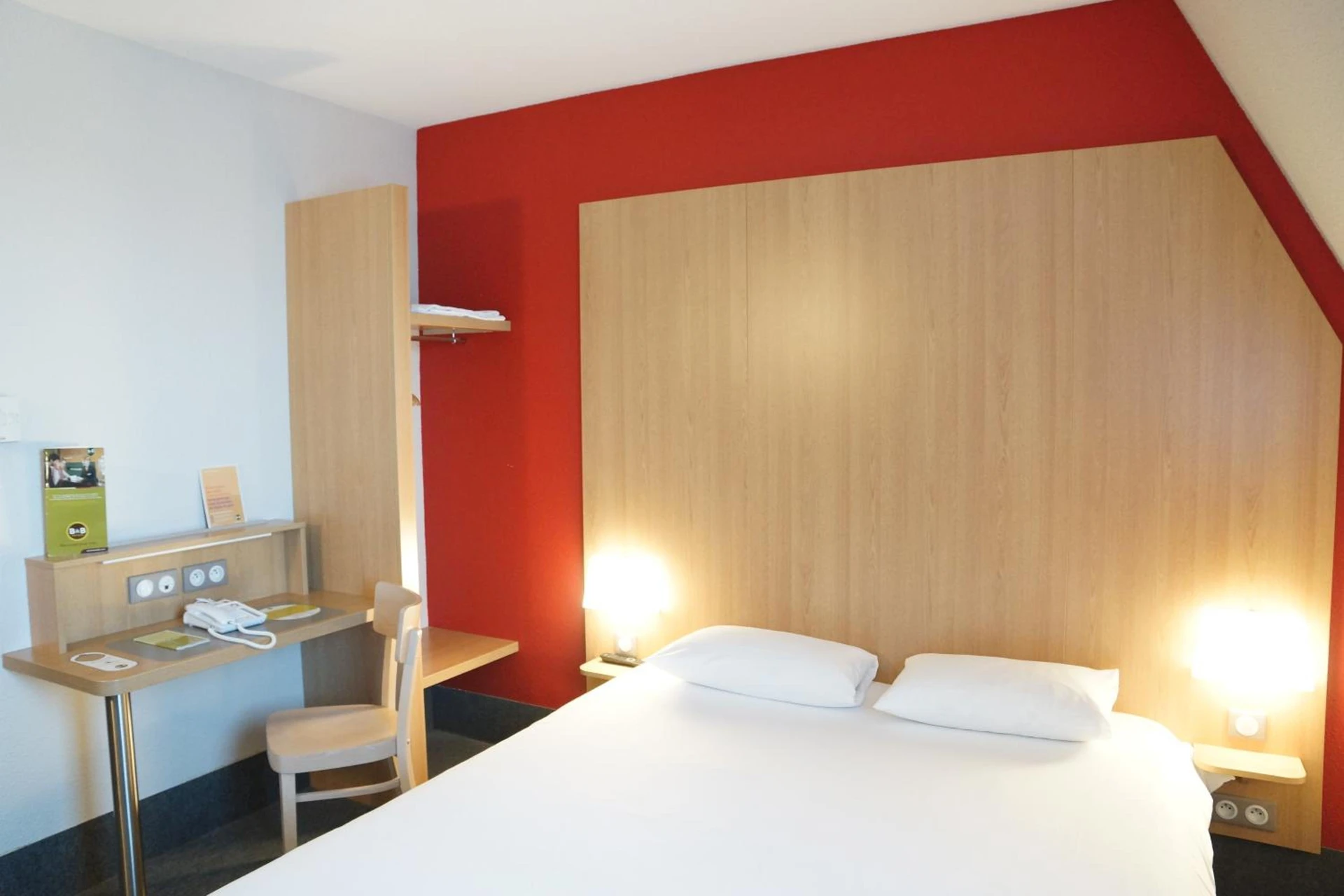 Magnifique chambre pour un séminaire d'entreprise à B&B HOTEL Saint Malo Sud - Saint-Jouan-des-Guérets