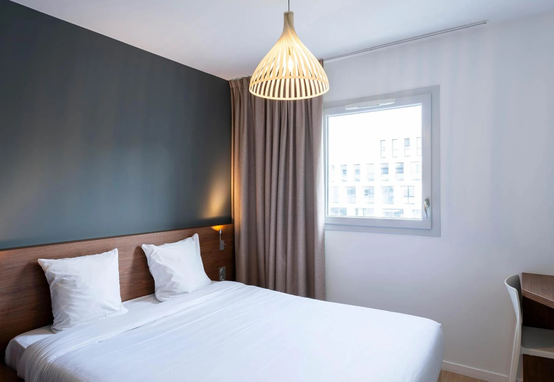 Chambre disponible pour un séminaire d'entreprise à B&B HOTEL Saint-Nazaire Pornichet - Saint-Nazaire