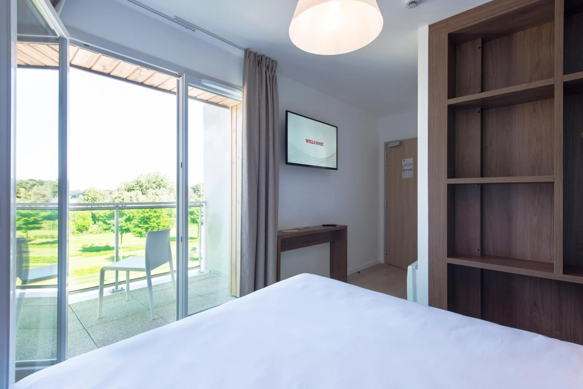 Magnifique chambre pour un séminaire d'entreprise à B&B HOTEL Saint-Nazaire Pornichet - Saint-Nazaire