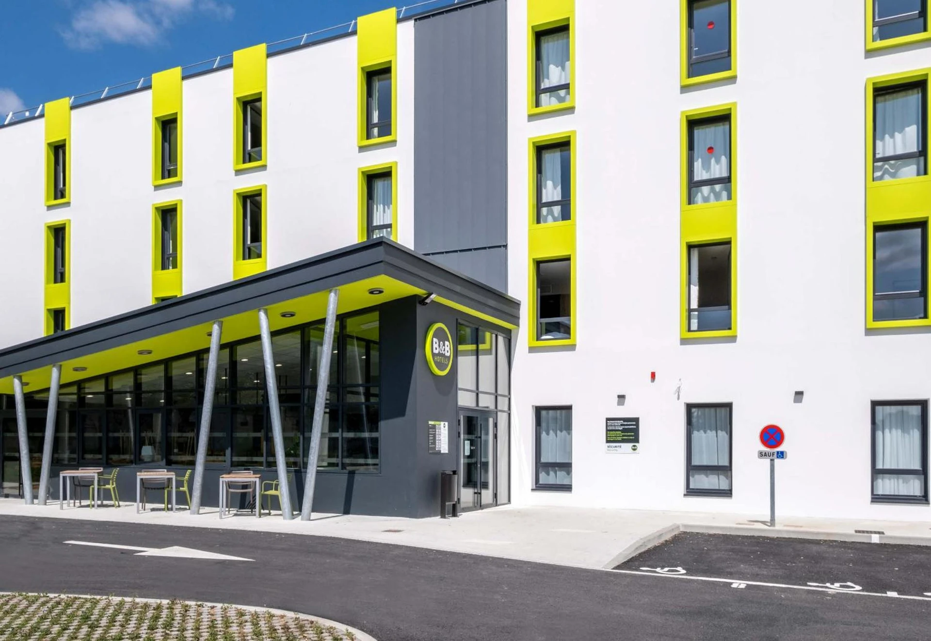 Organiser un séminaire d'entreprise : B&B HOTEL Saintes à saintes