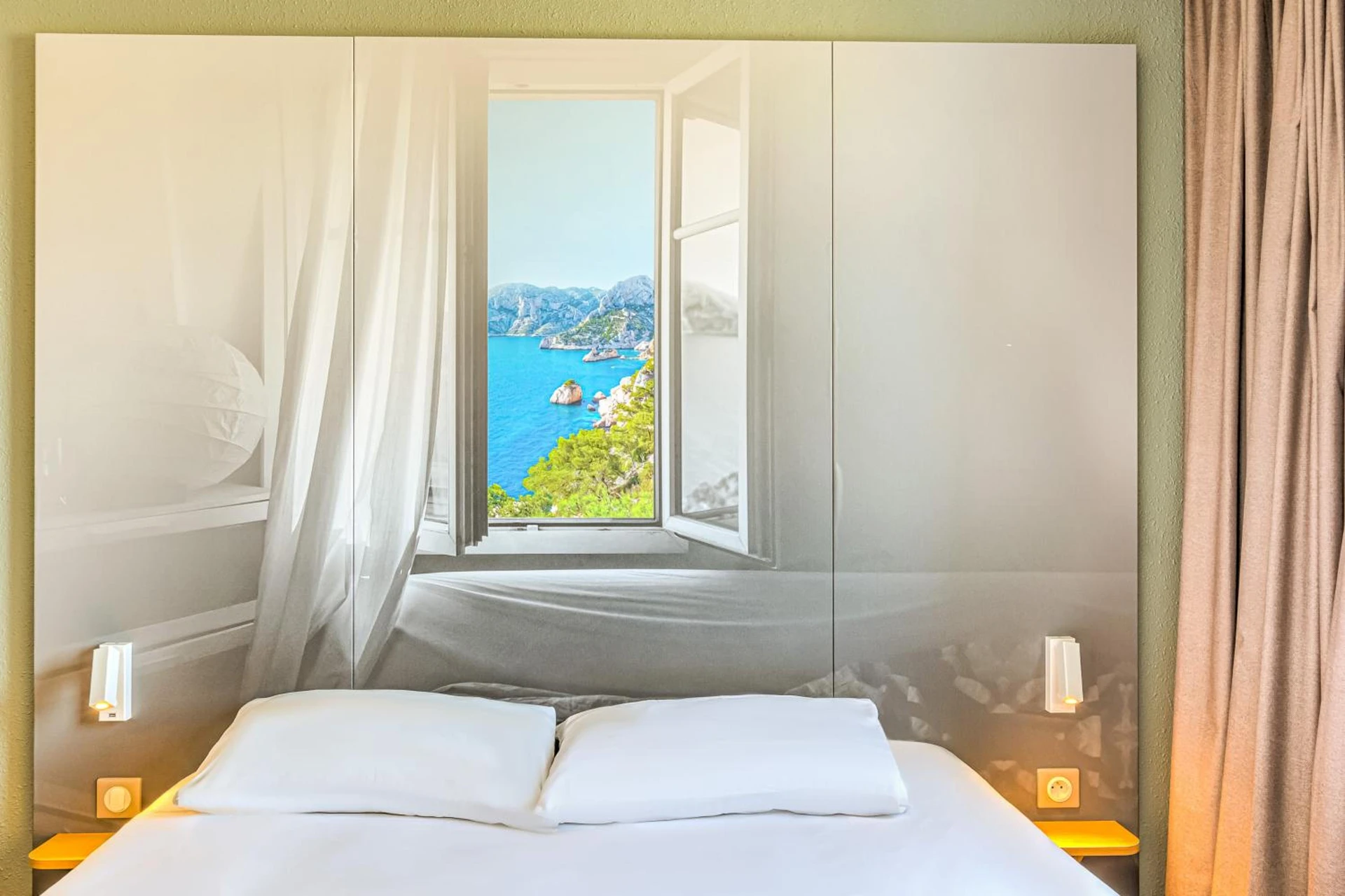 Magnifique chambre pour un séminaire d'entreprise à B&B HOTEL Salon de Provence - Salon-de-Provence