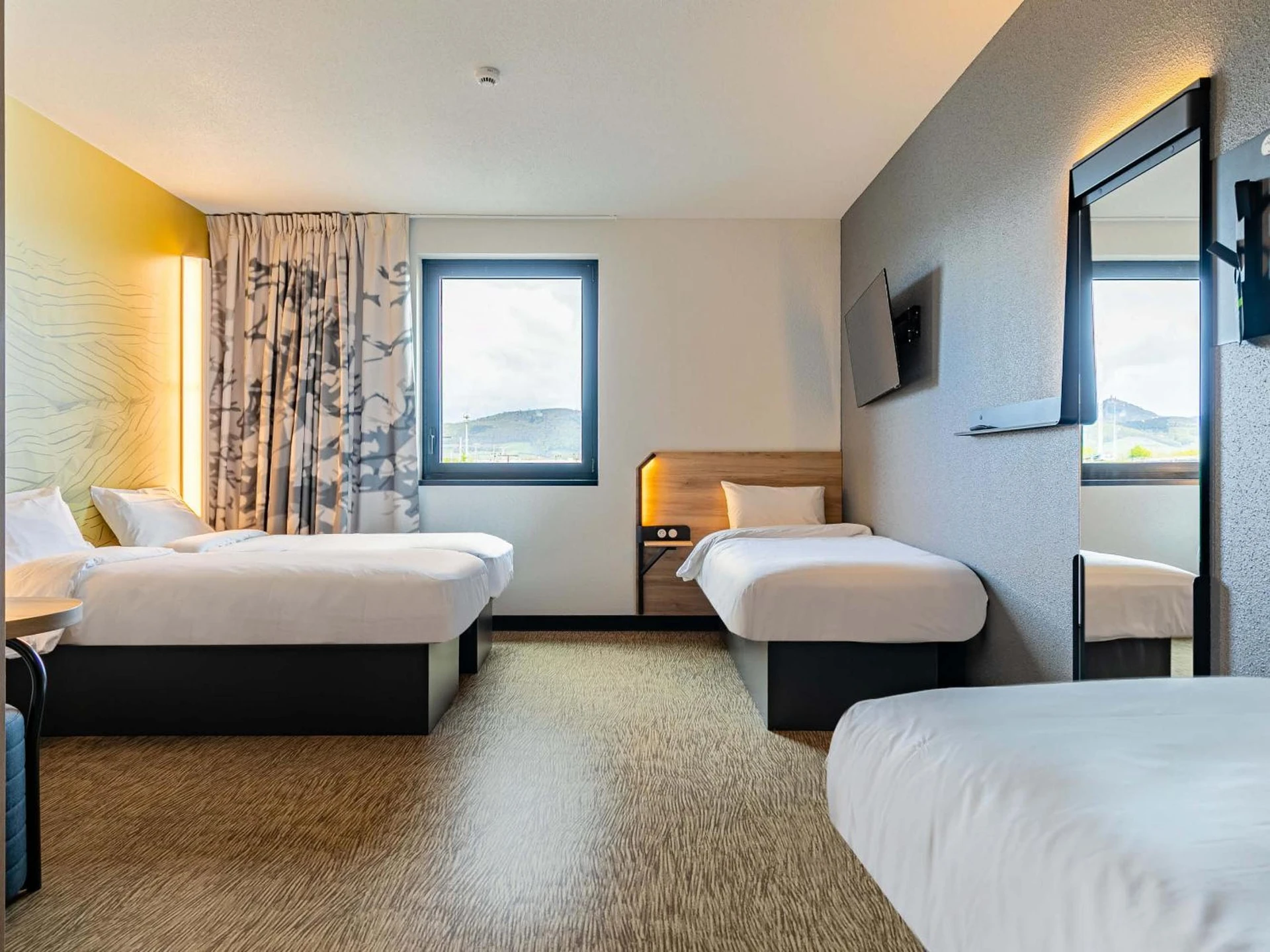 Chambre disponible pour un séminaire d'entreprise à B&B HOTEL Sélestat Centre-Alsace - Sélestat