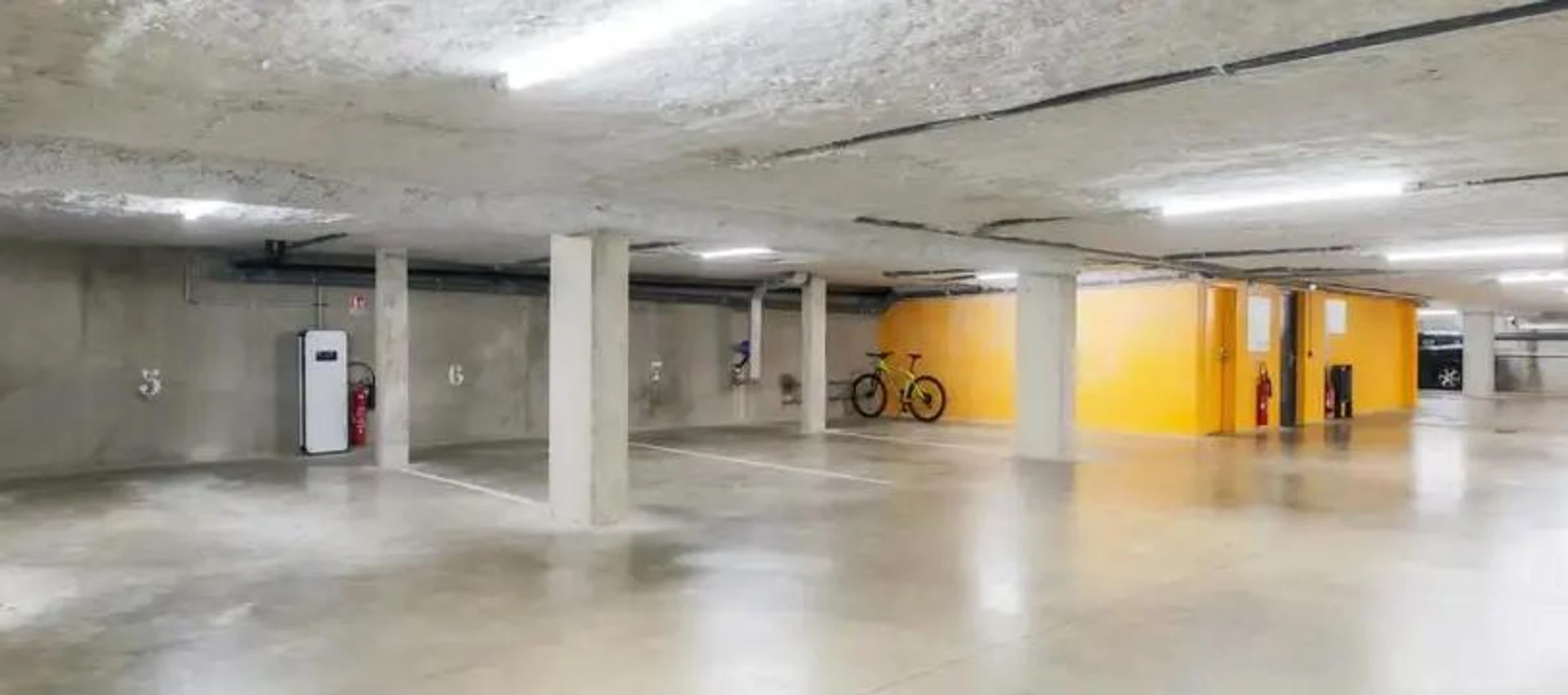 Lieu convivial pour un séminaire d'entreprise à B&B HOTEL Thionville Centre Gare Porte du Luxembourg A31 - Thionville - En savoir plus 