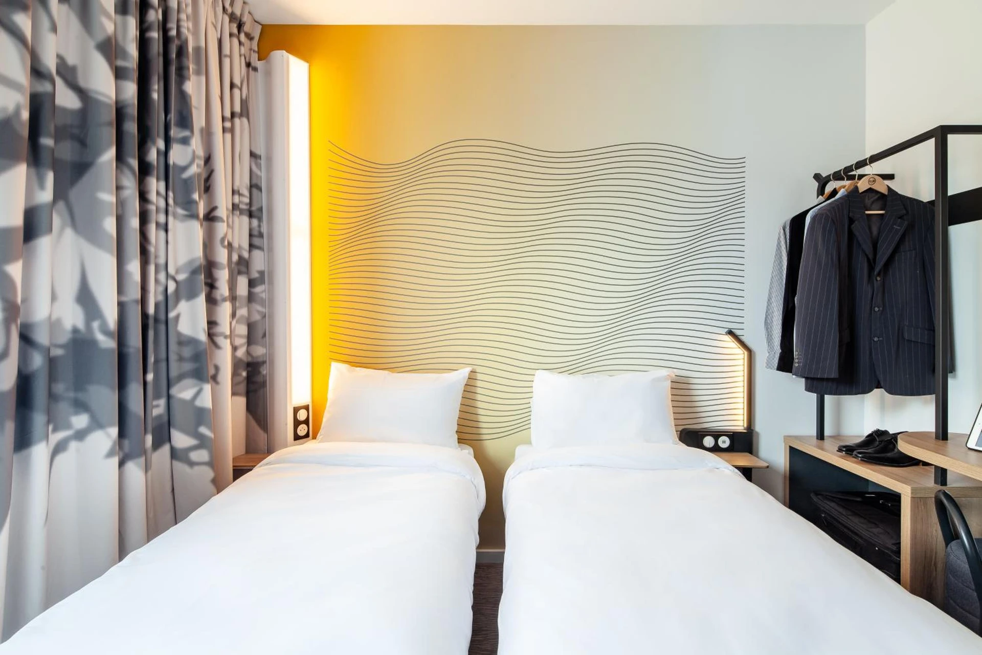 Chambre disponible pour un séminaire d'entreprise à B&B HOTEL Thionville Centre Gare Porte du Luxembourg A31 - Thionville