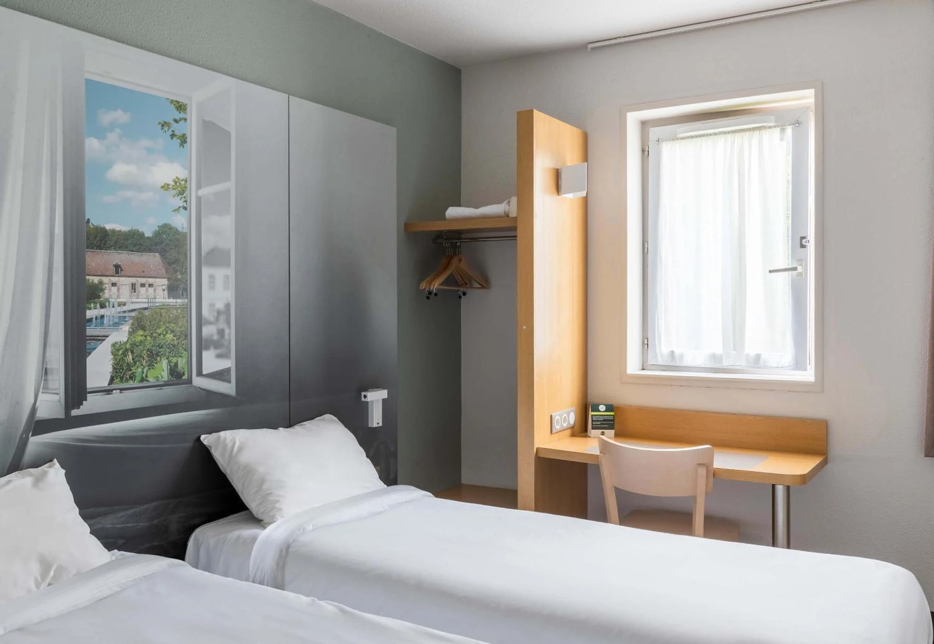 Chambre disponible pour un séminaire d'entreprise à B&B HOTEL Troyes Saint-Parres-aux-Tertres - Saint-Parres-aux-Tertres