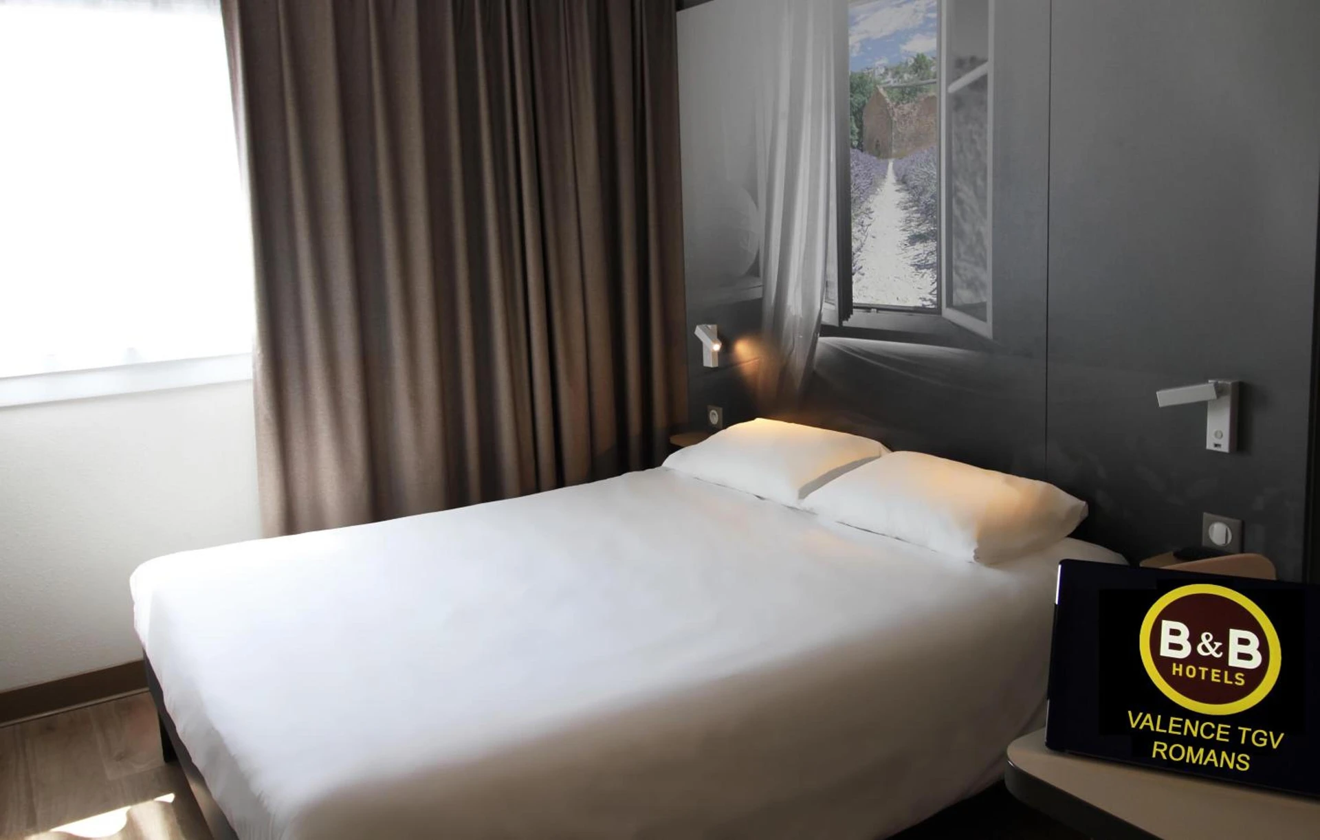 Chambre disponible pour un séminaire d'entreprise à B&B HOTEL Valence TGV Romans - Alixan