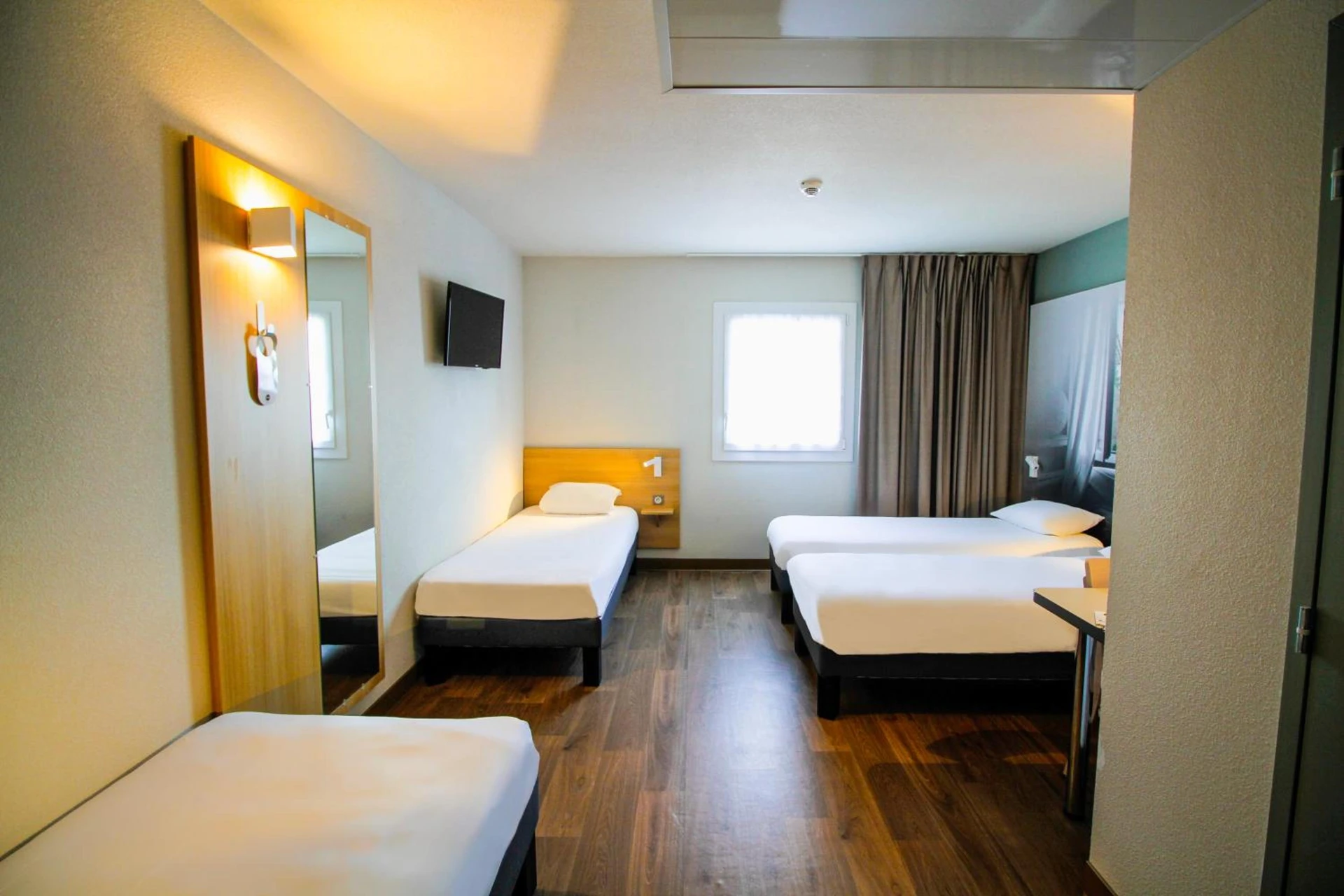 Magnifique chambre pour un séminaire d'entreprise à B&B HOTEL Valence TGV Romans - Alixan