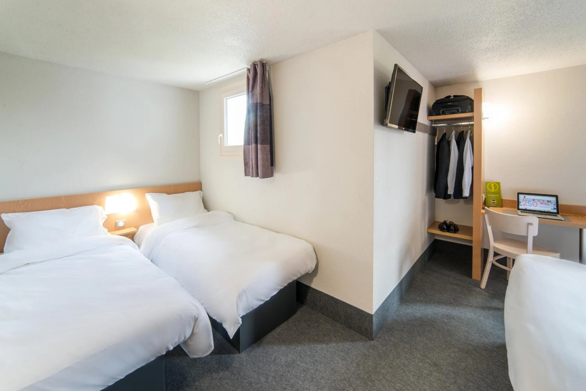 Chambre disponible pour un séminaire d'entreprise à B&B HOTEL Verdun - Fontenay-sous-Bois