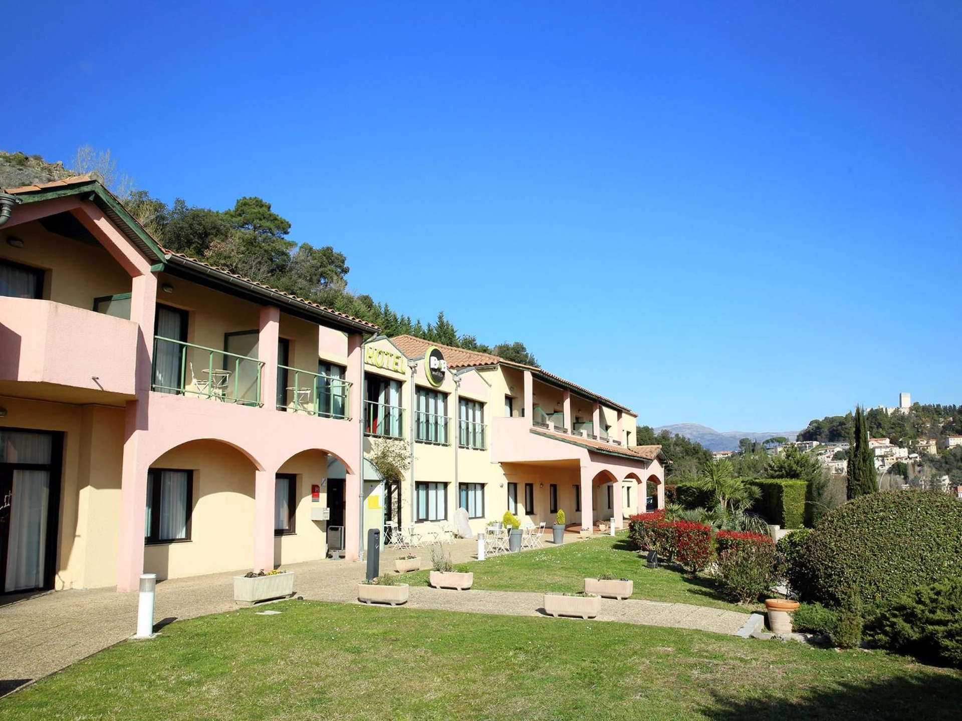 Organiser un séminaire d'entreprise : B&B HOTEL Villeneuve Loubet Village à villeneuve-loubet
