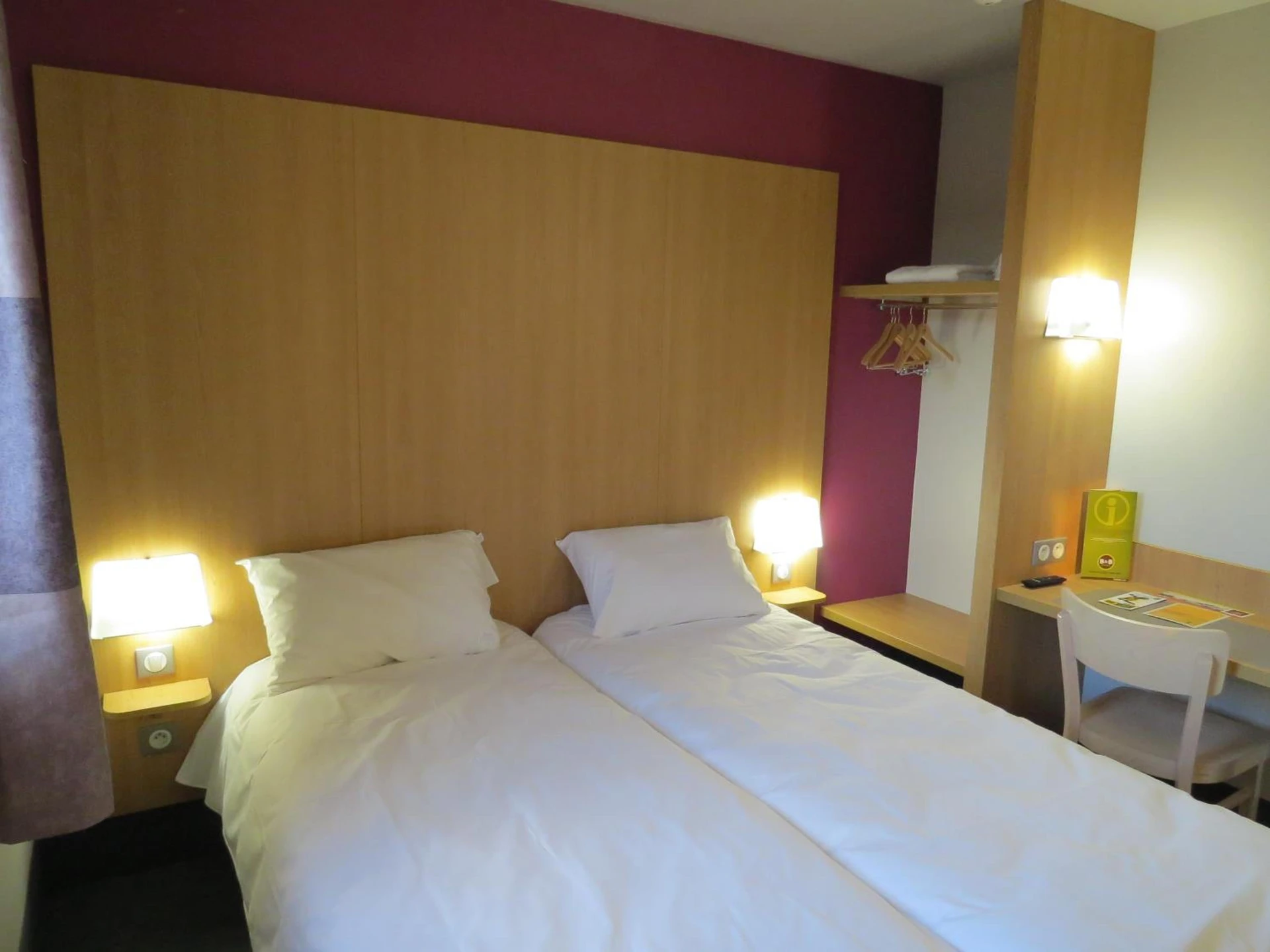 Chambre disponible pour un séminaire d'entreprise à B&B HOTEL Yvetot - Yvetot