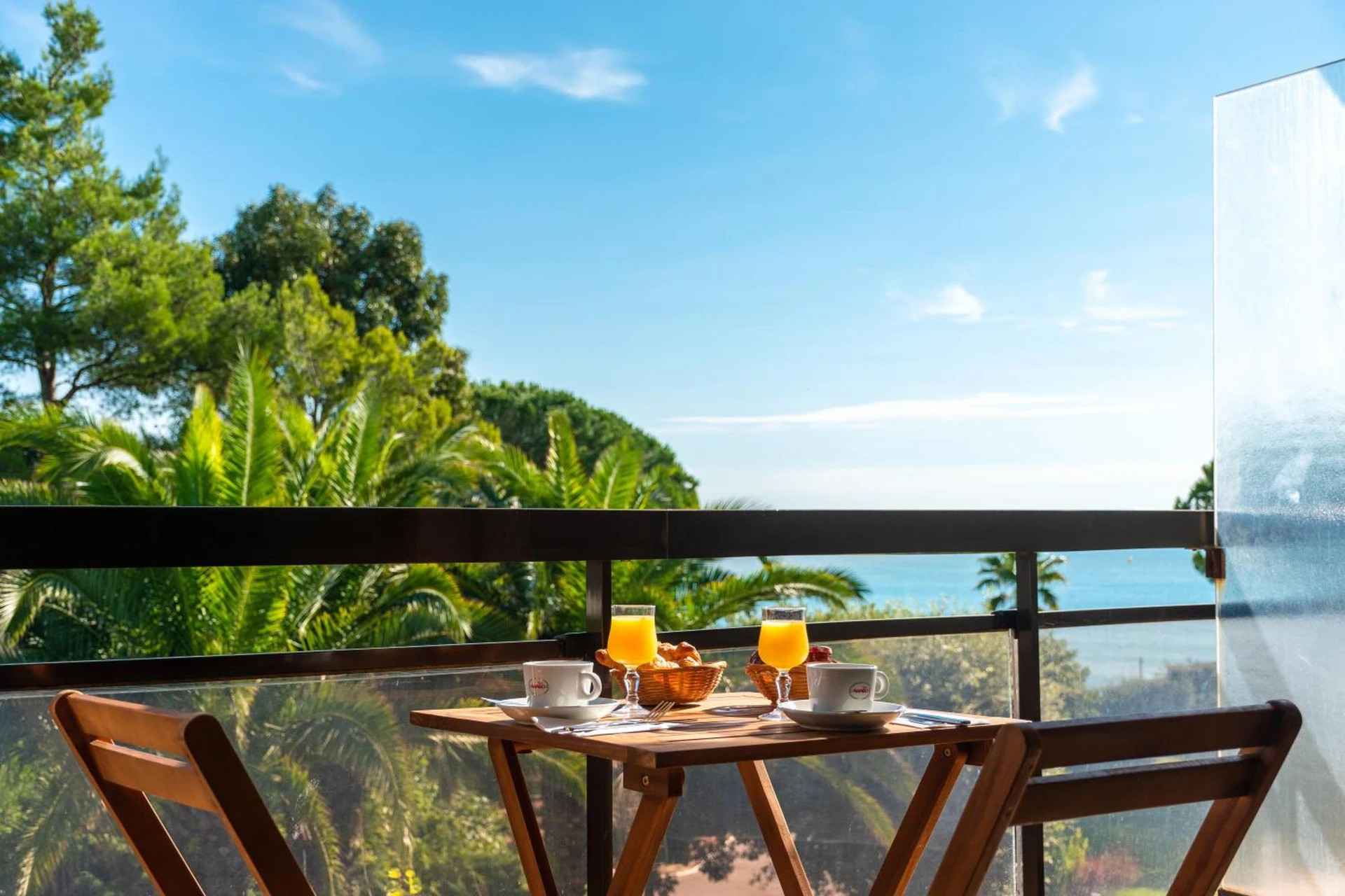 Organiser un séminaire d'entreprise : Hôtel Bahia à villeneuve-loubet