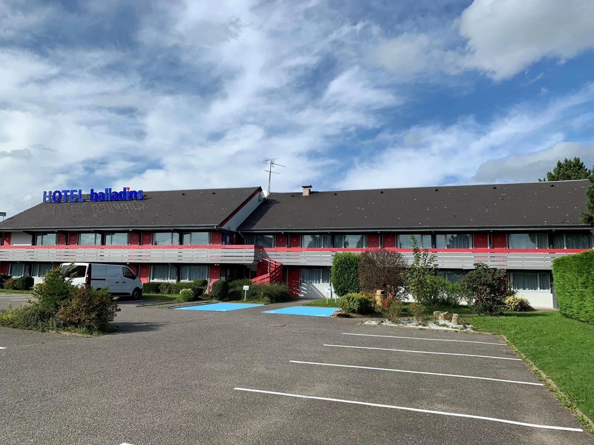Salle de séminaire à Initial by balladins Dieppe - Organiser un événement professionnel à Saint-Aubin-sur-Scie