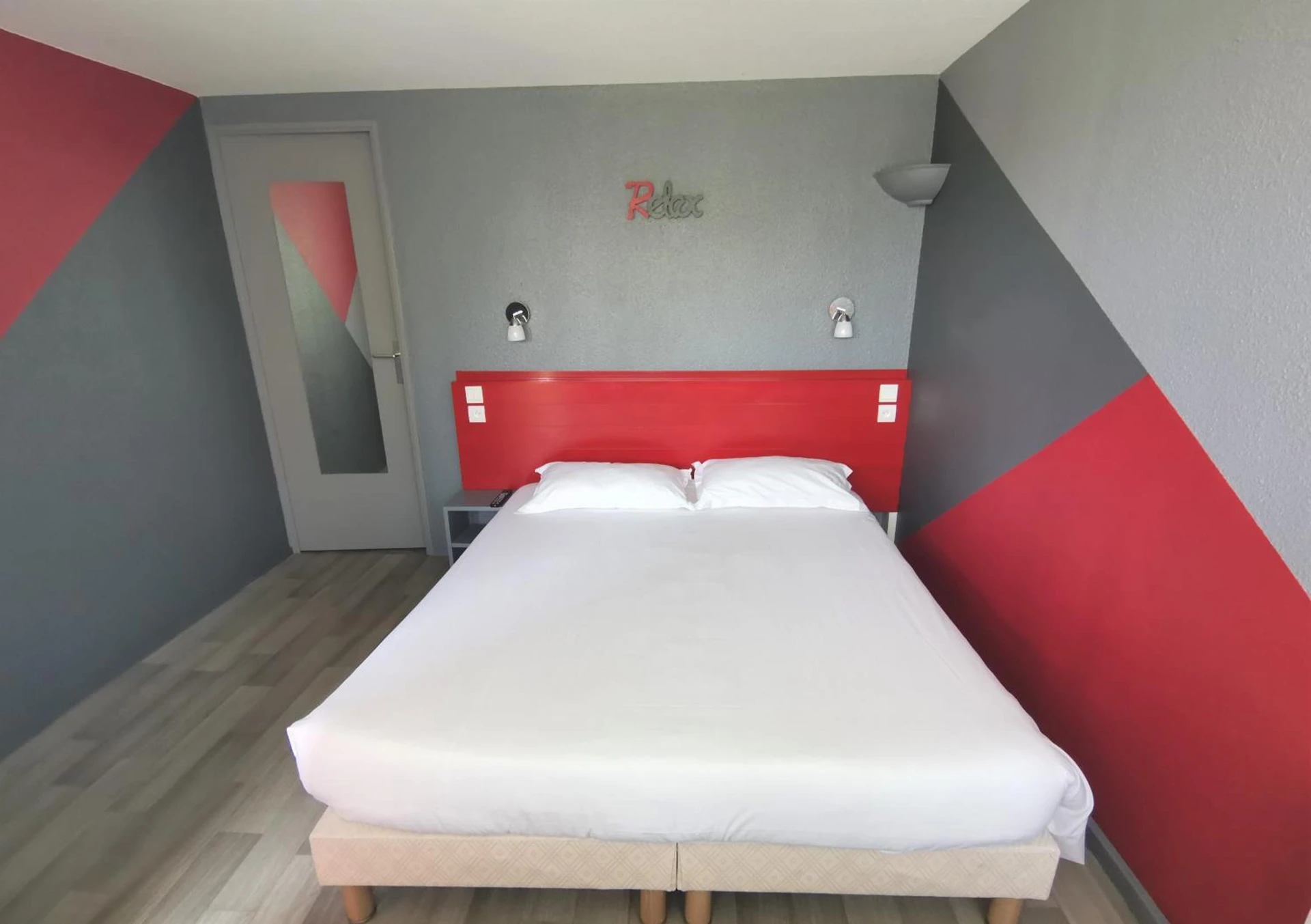 Chambre disponible pour un séminaire d'entreprise à Initial by balladins Dieppe - Saint-Aubin-sur-Scie