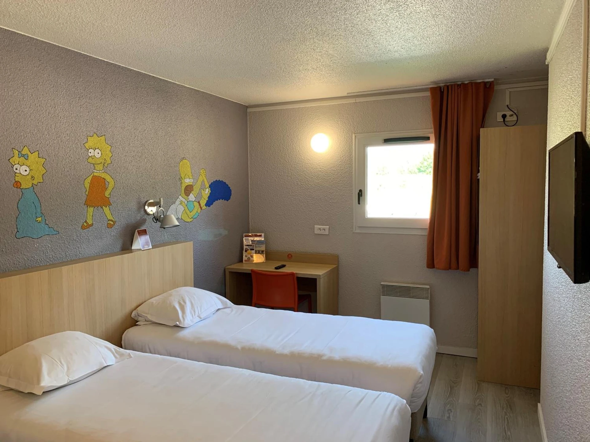Chambre disponible pour un séminaire d'entreprise à initial by balladins Tours Sud - Chambray-lès-Tours