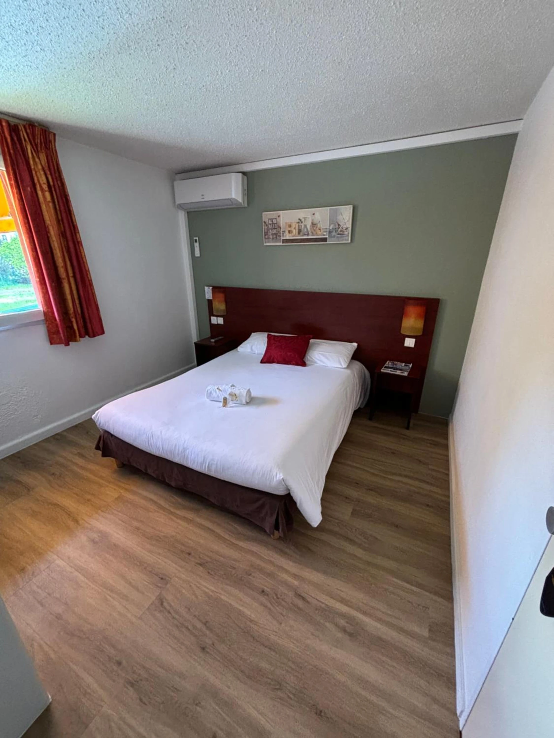 Chambre disponible pour un séminaire d'entreprise à Initial by Balladins Lyon Villefranche-sur-Saône - Villefranche-sur-Saône