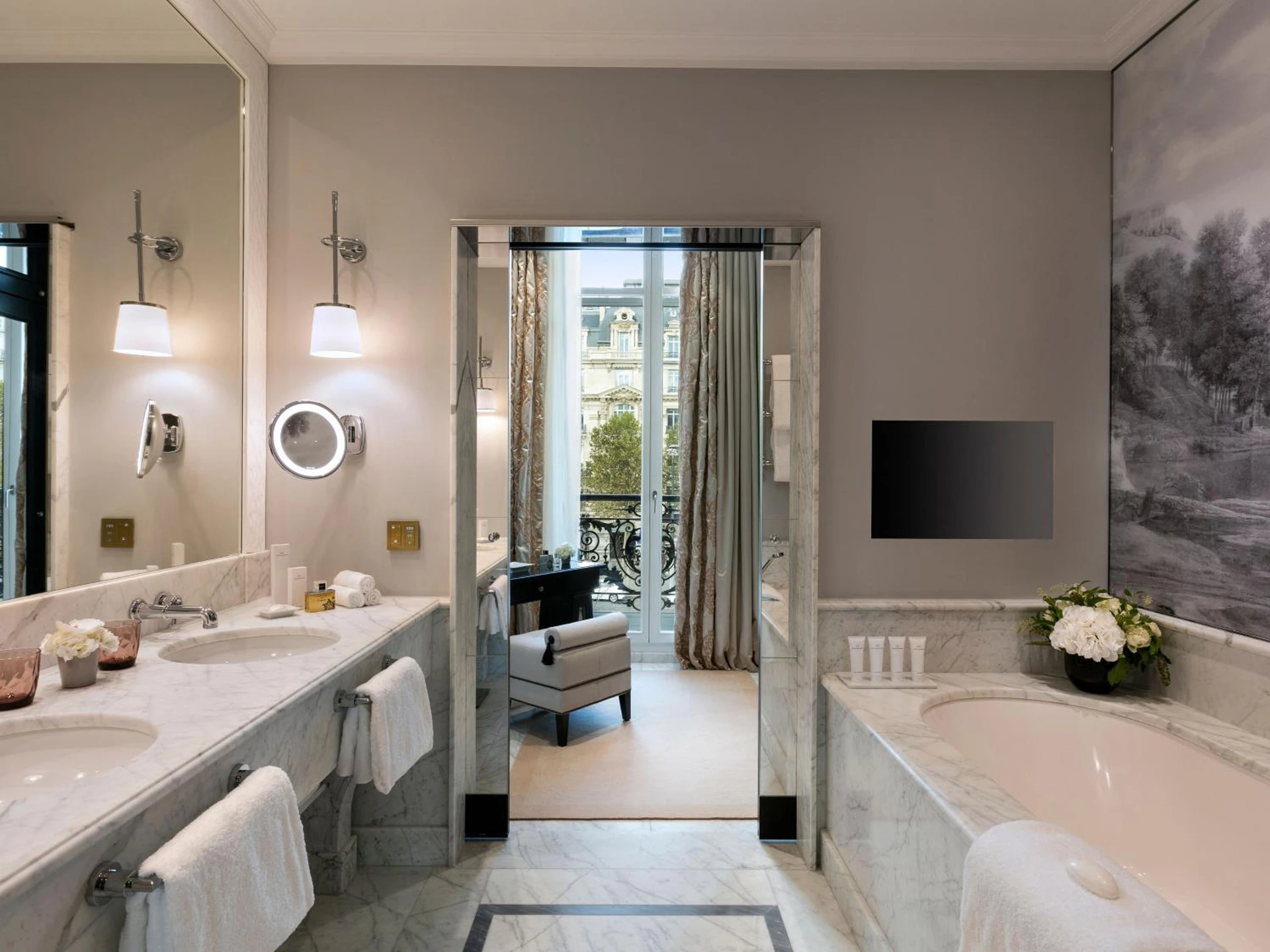 Chambre à Hôtel Barrière Fouquet's Paris - Organiser un séminaire d'entreprise à Paris