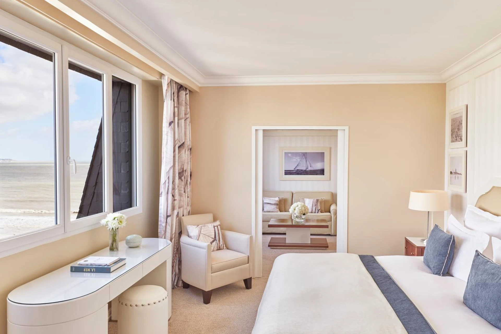 Chambre disponible pour un séminaire d'entreprise à Hôtel Barrière L'Hermitage - Calvi