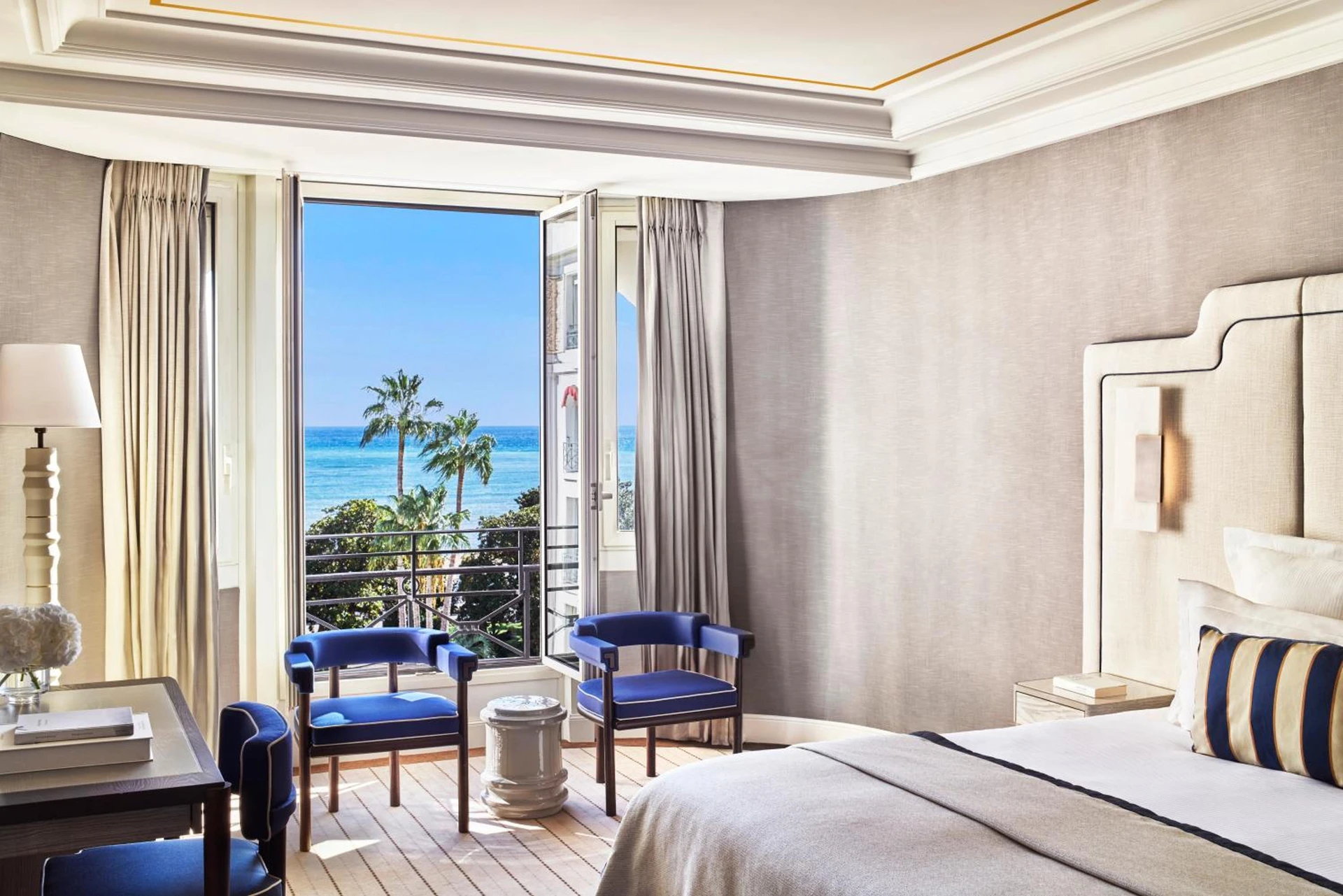 Chambre disponible pour un séminaire d'entreprise à Hôtel Barrière Le Majestic Cannes - Cannes