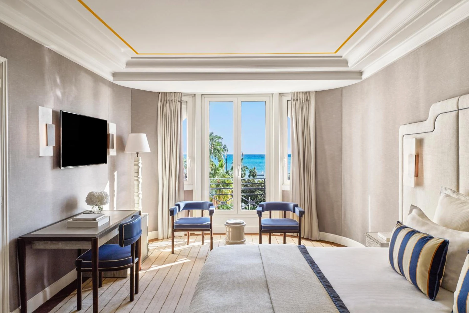 Chambre disponible pour un séminaire d'entreprise à Hôtel Barrière Le Majestic Cannes - Cannes