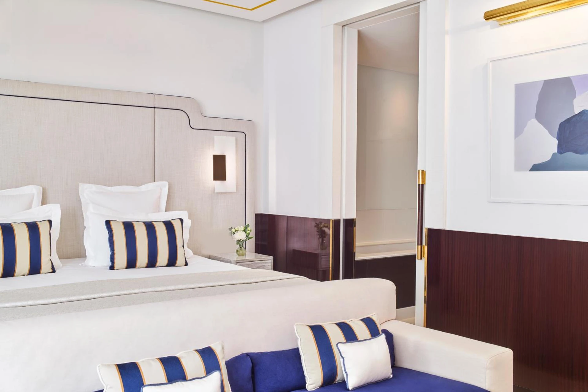 Chambre disponible pour un séminaire d'entreprise à Hôtel Barrière Le Majestic Cannes - Cannes
