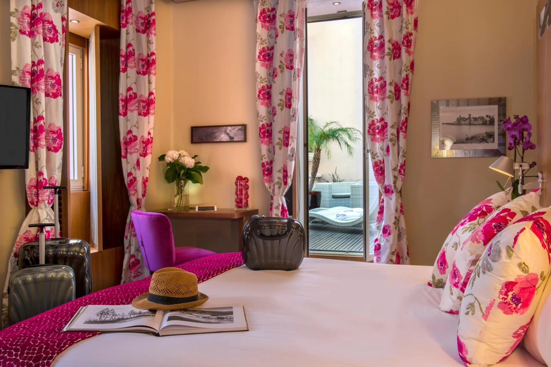 Lieu convivial pour un séminaire d'entreprise à Hotel Beau Rivage - Nice - En savoir plus 