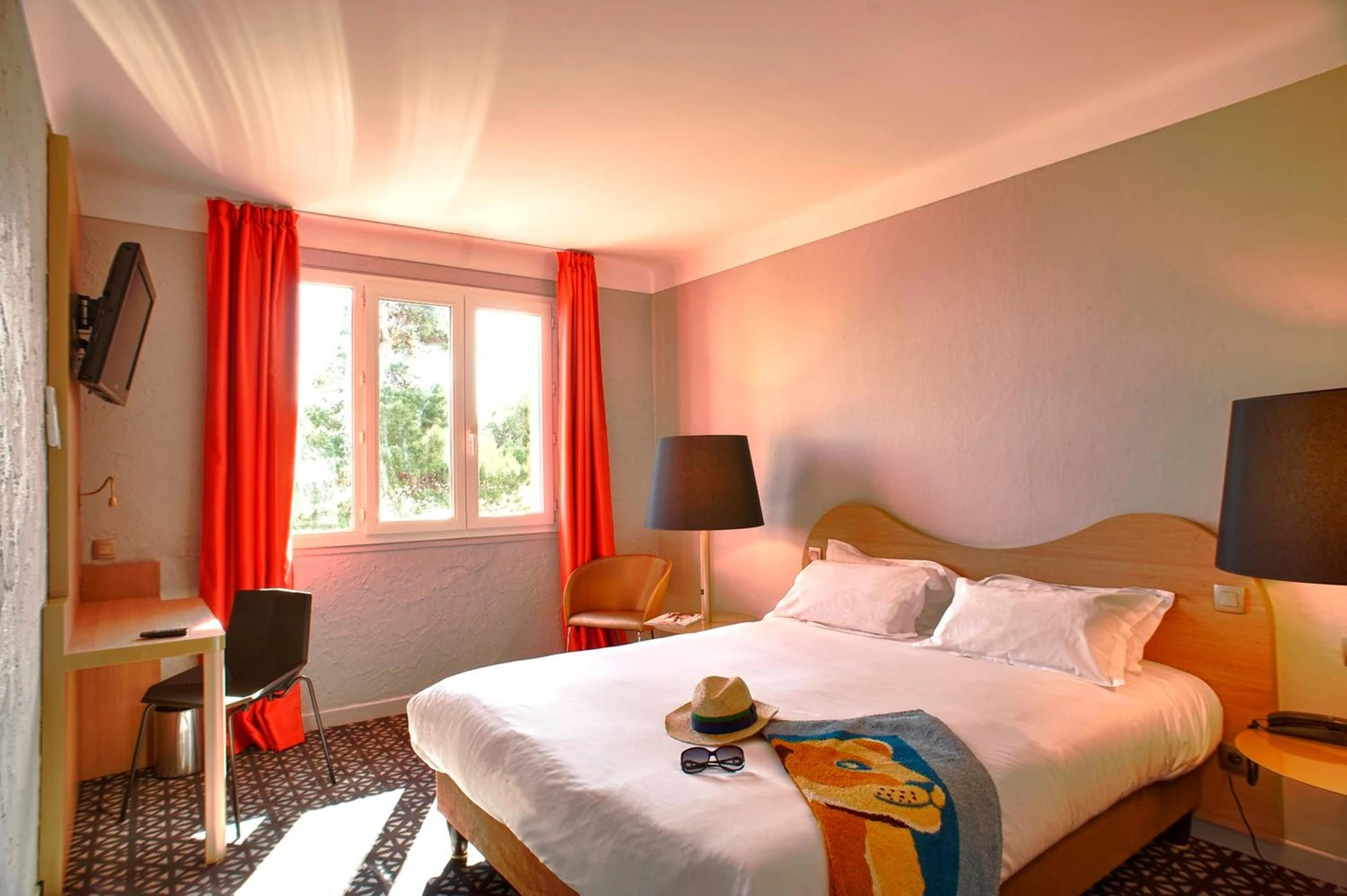 Chambre disponible pour un séminaire d'entreprise à Hôtel Beau Rivage - Argelès-sur-Mer