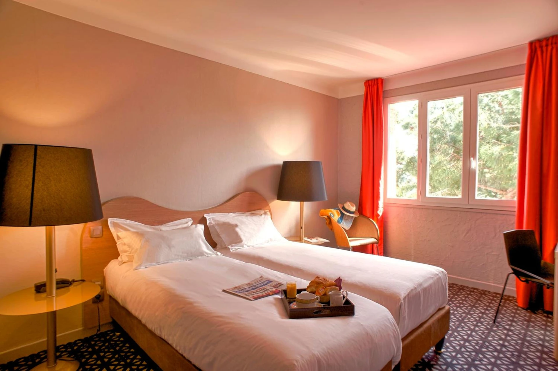 Magnifique chambre pour un séminaire d'entreprise à Hôtel Beau Rivage - Argelès-sur-Mer