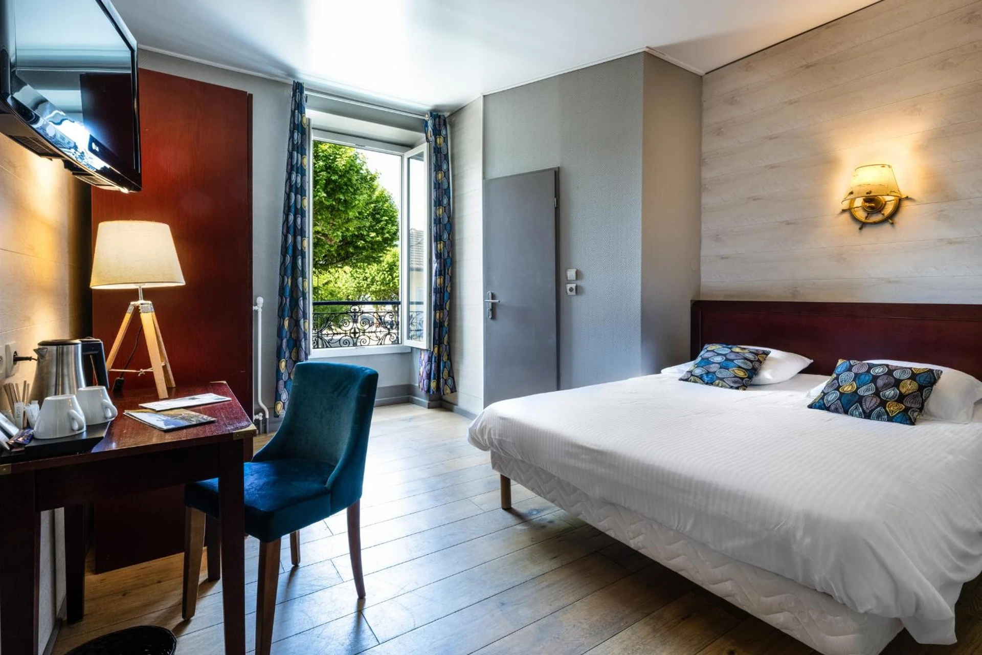 Organiser un séminaire d'entreprise : Hotel Beau Rivage à aix-les-bains