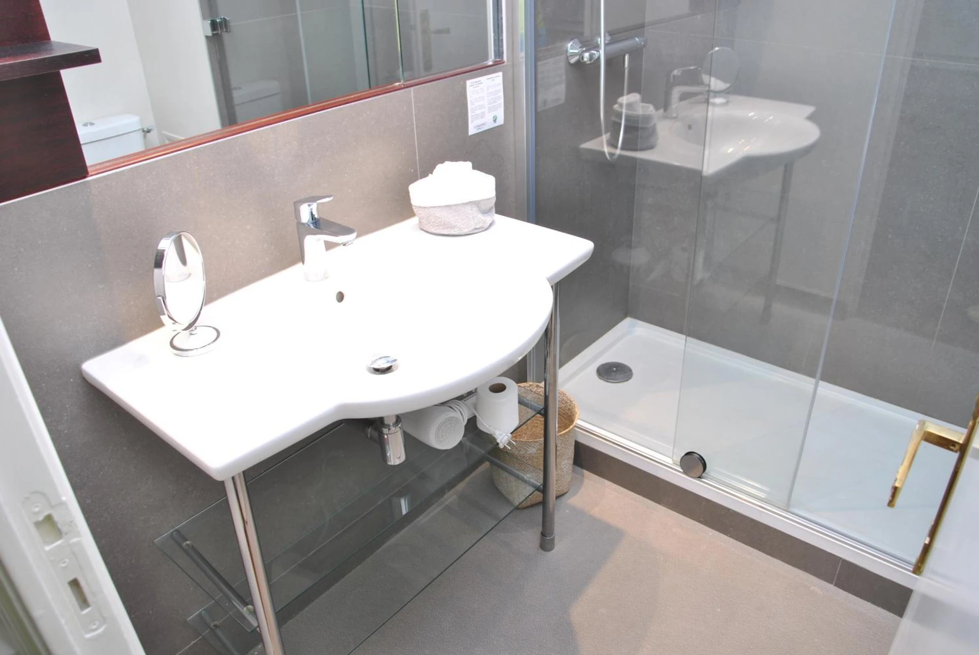 Chambre disponible pour un séminaire d'entreprise à Hôtel Le Beaufort - Saint-Malo