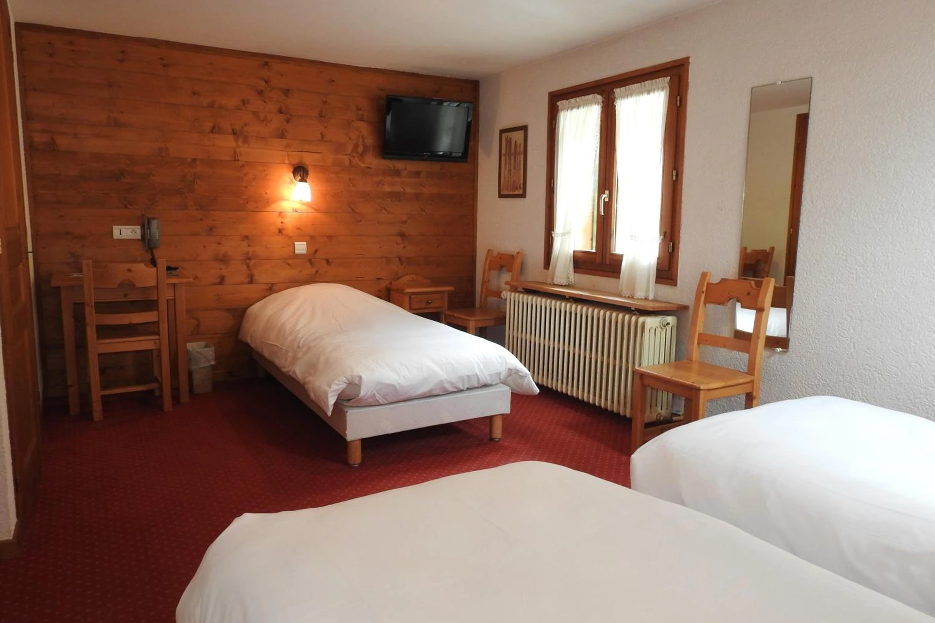 Chambre disponible pour un séminaire d'entreprise à Hôtel Belalp - Colmar