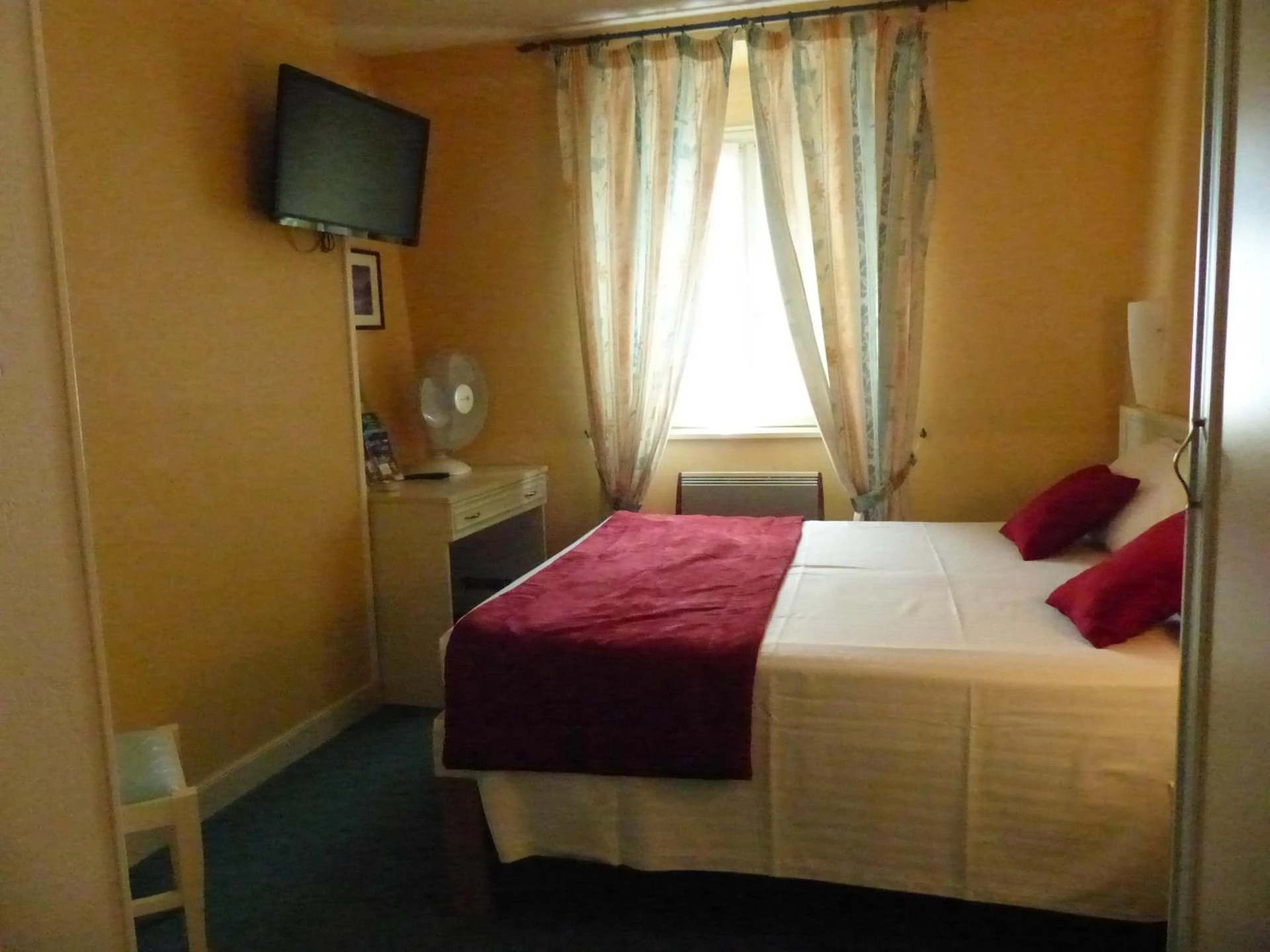 Chambre disponible pour un séminaire d'entreprise à Belle Epoque - Chinon