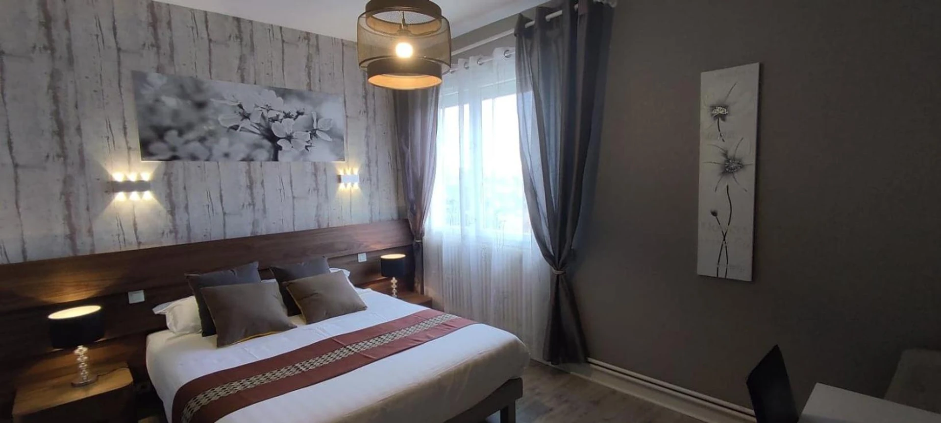 Lieu convivial pour un séminaire d'entreprise à Hotel Belle Vue - Souillac - En savoir plus 