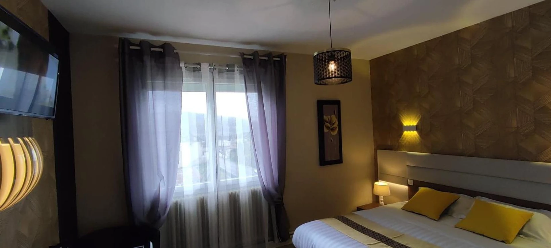 Chambre disponible pour un séminaire d'entreprise à Hotel Belle Vue - Souillac