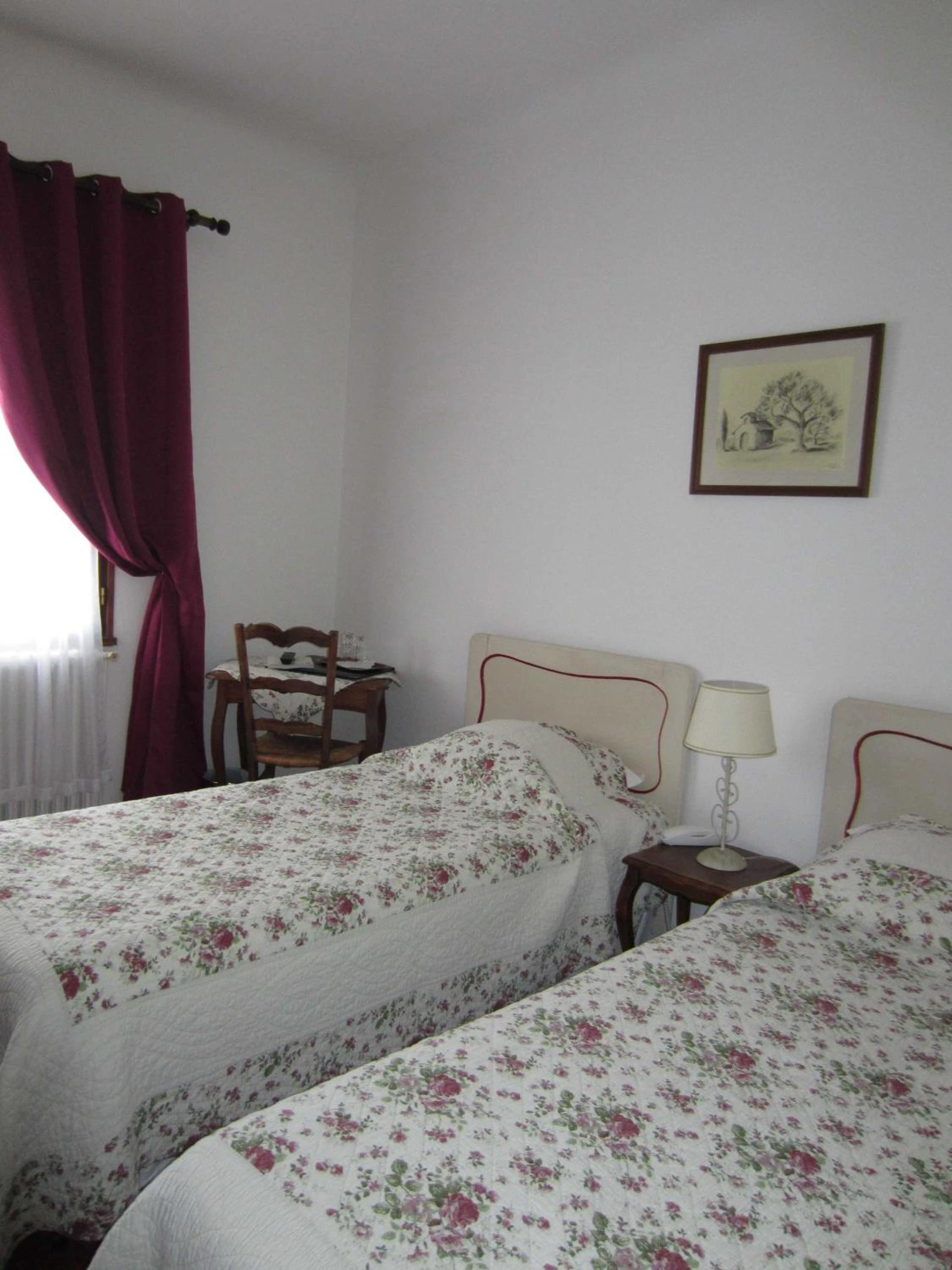 Chambre disponible pour un séminaire d'entreprise à Hotel Belle Vue - Le Lavandou