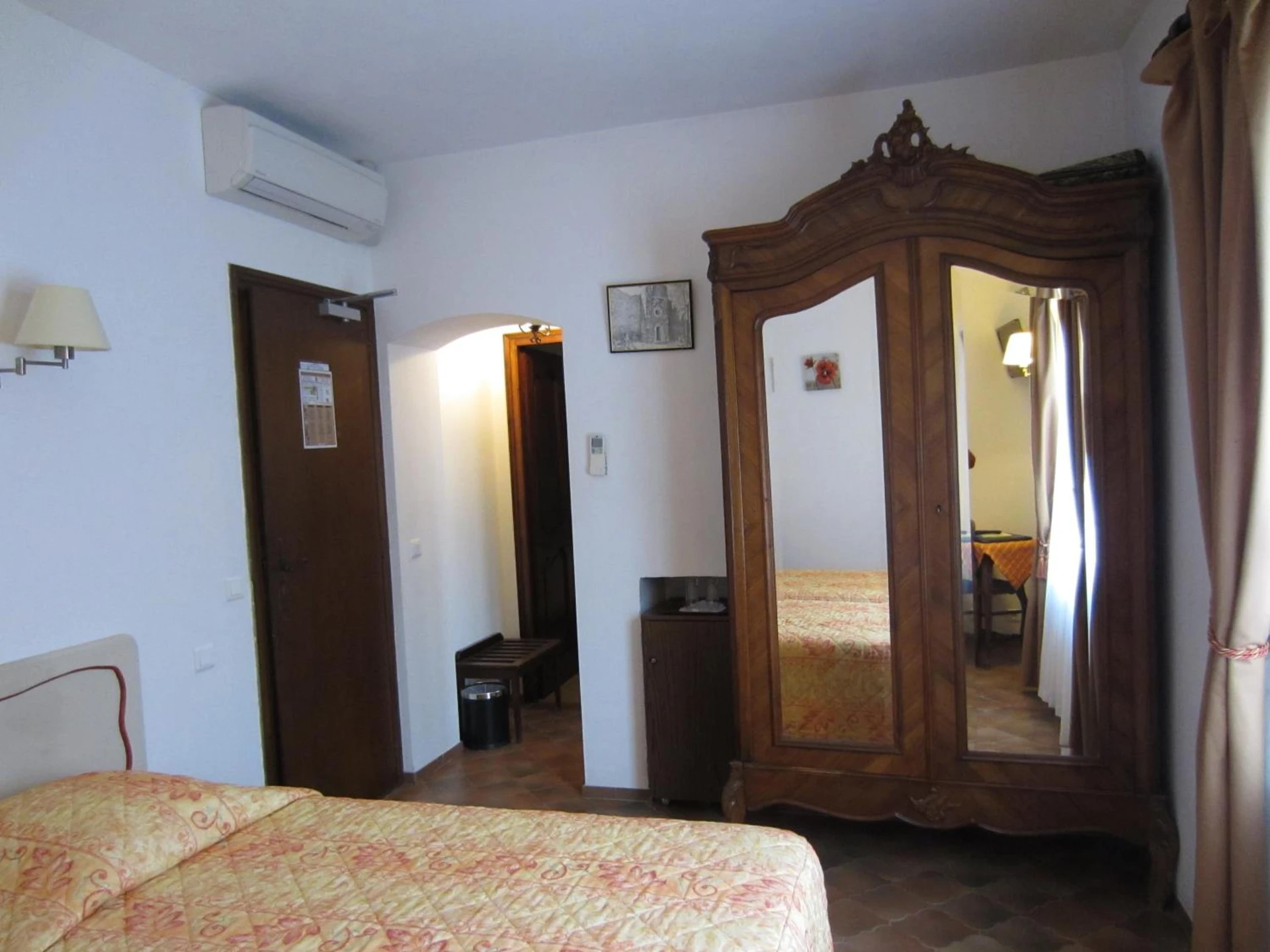 Magnifique chambre pour un séminaire d'entreprise à Hotel Belle Vue - Le Lavandou