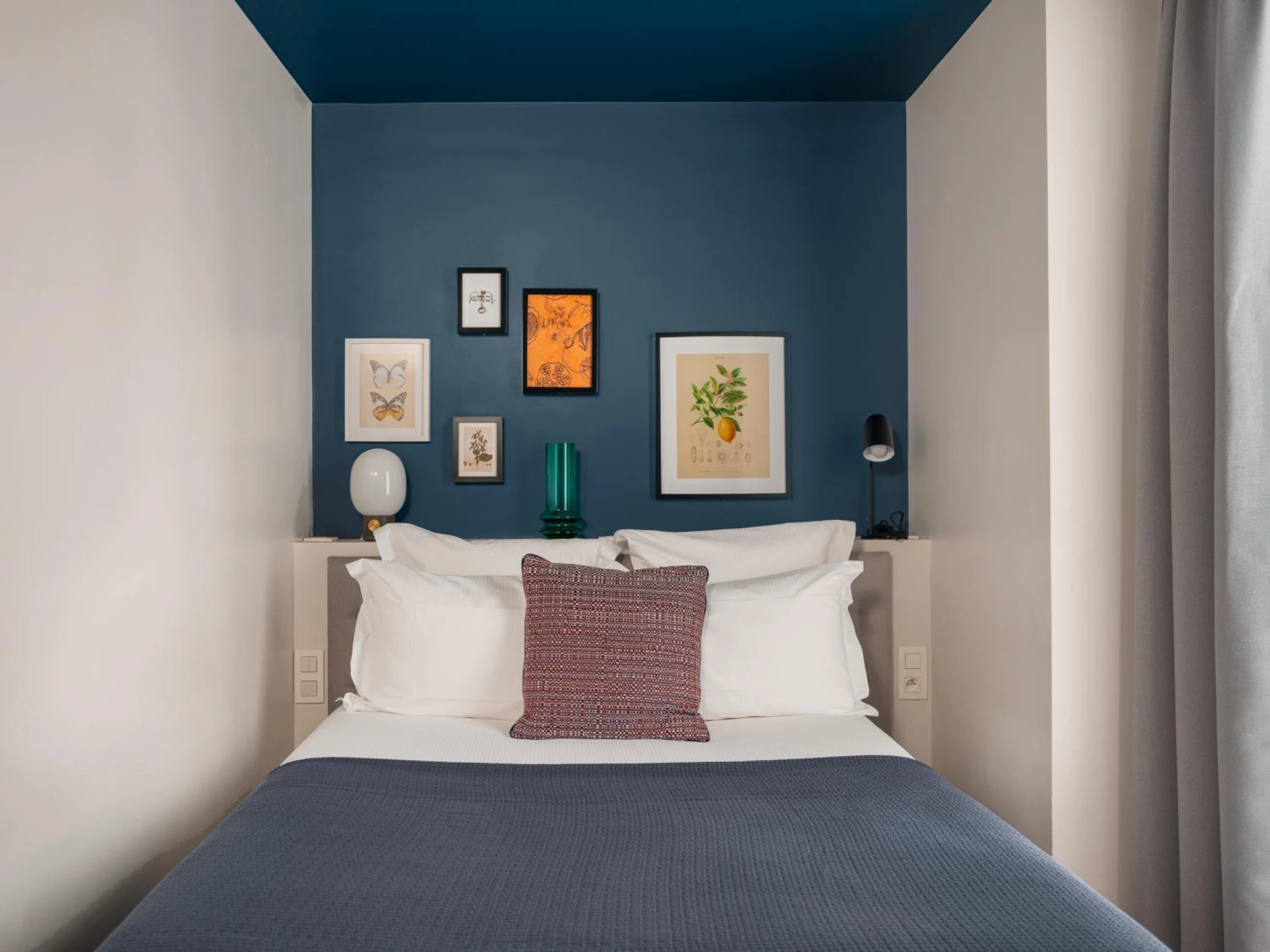 Chambre disponible pour un séminaire d'entreprise à Hotel Belleval - Paris