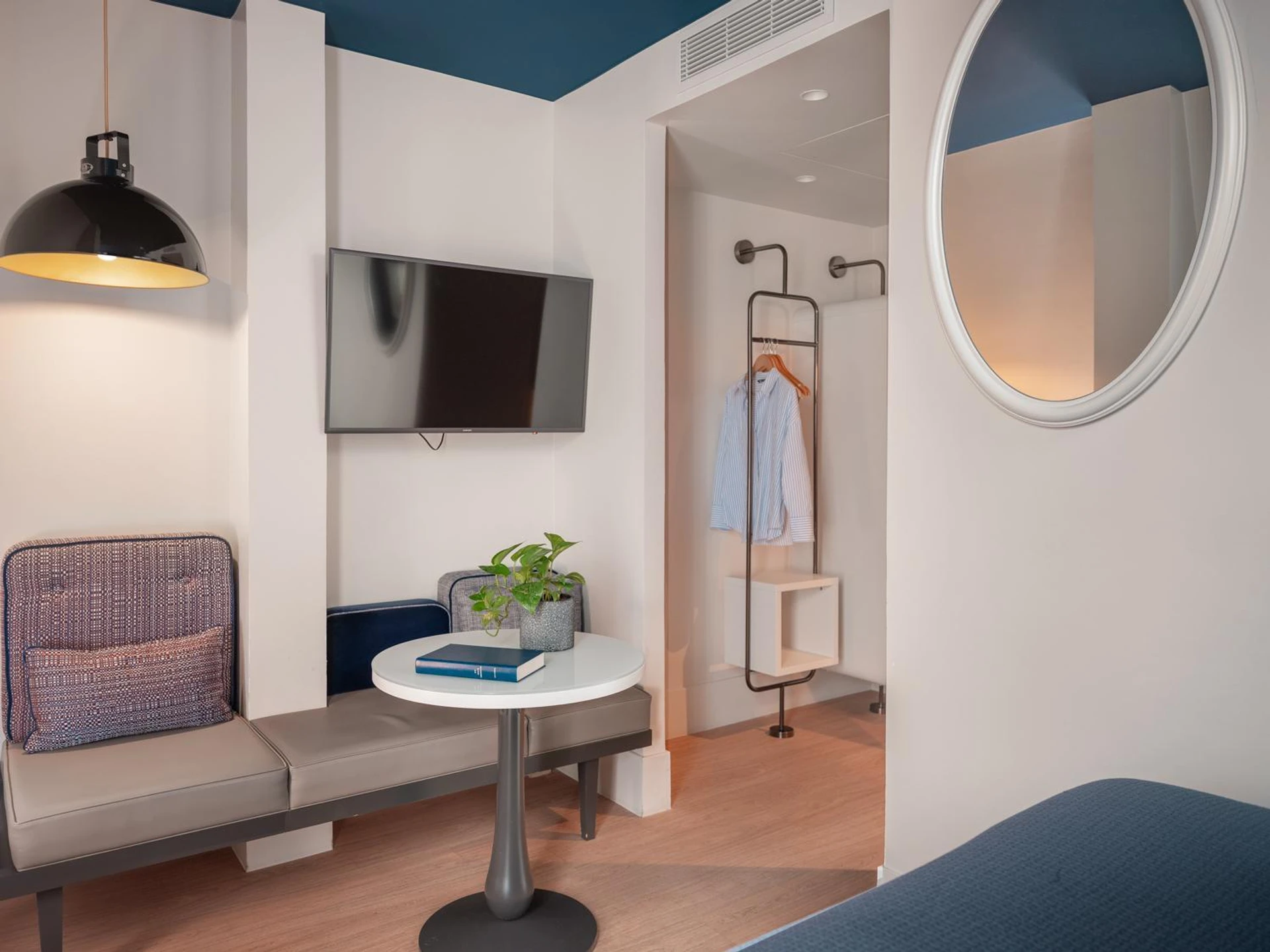 Chambre disponible pour un séminaire d'entreprise à Hotel Belleval - Paris