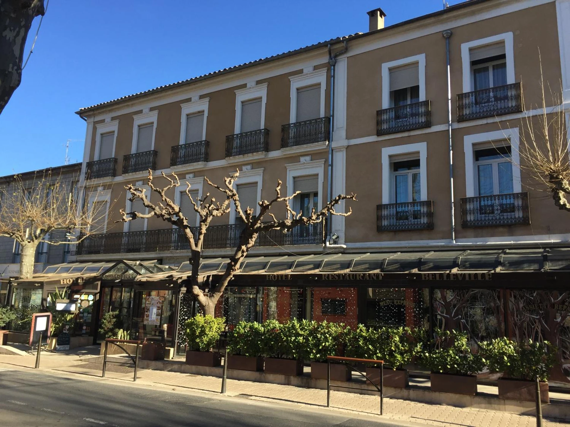 Organiser un séminaire d'entreprise : Hôtel Belleville à lamalou-les-bains