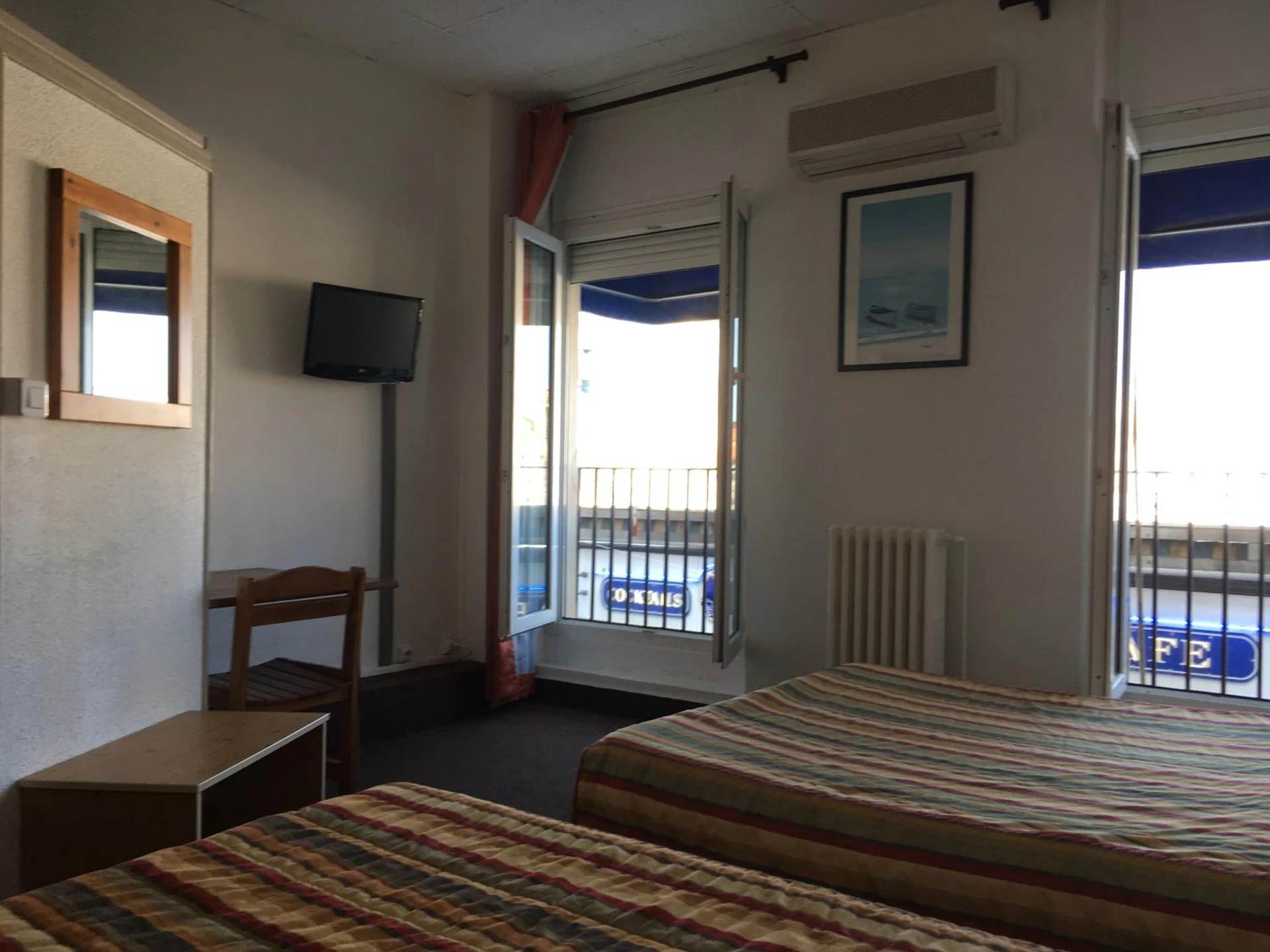 Chambre disponible pour un séminaire d'entreprise à Hôtel Belle Vue d'Angleterre - Le Grau-du-Roi