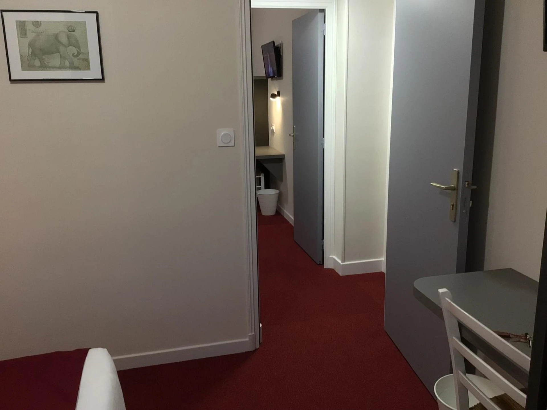 Chambre disponible pour un séminaire d'entreprise à Hôtel Bellevue Bagnoles Normandie - Bagnoles-de-l'Orne