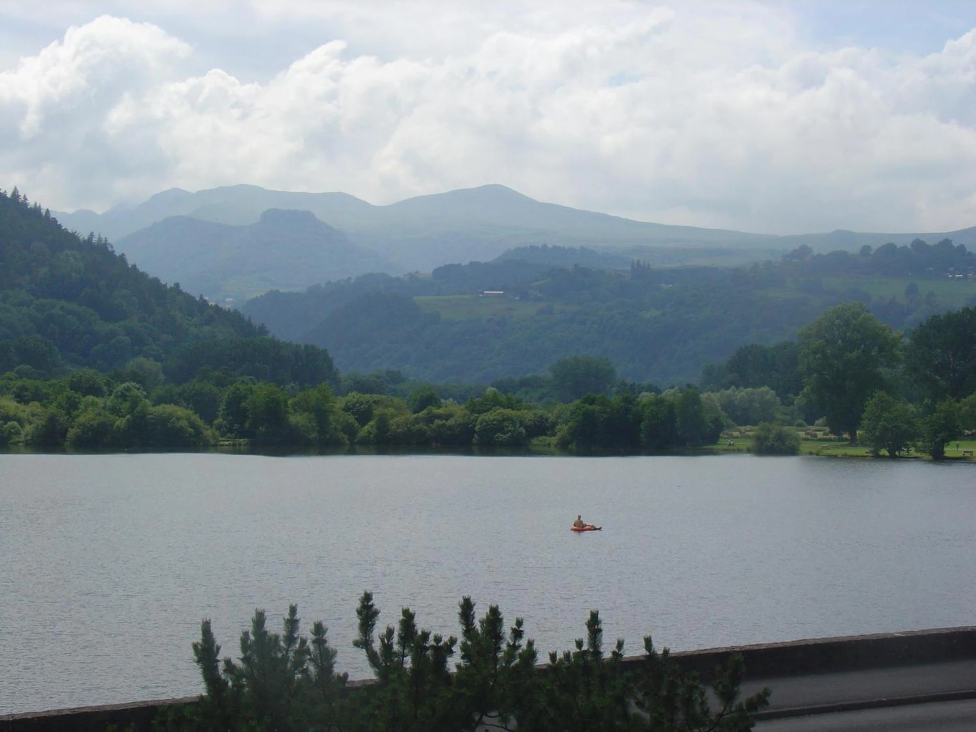 Organiser un séminaire d'entreprise : Hotel Bellevue à chambon-sur-lac